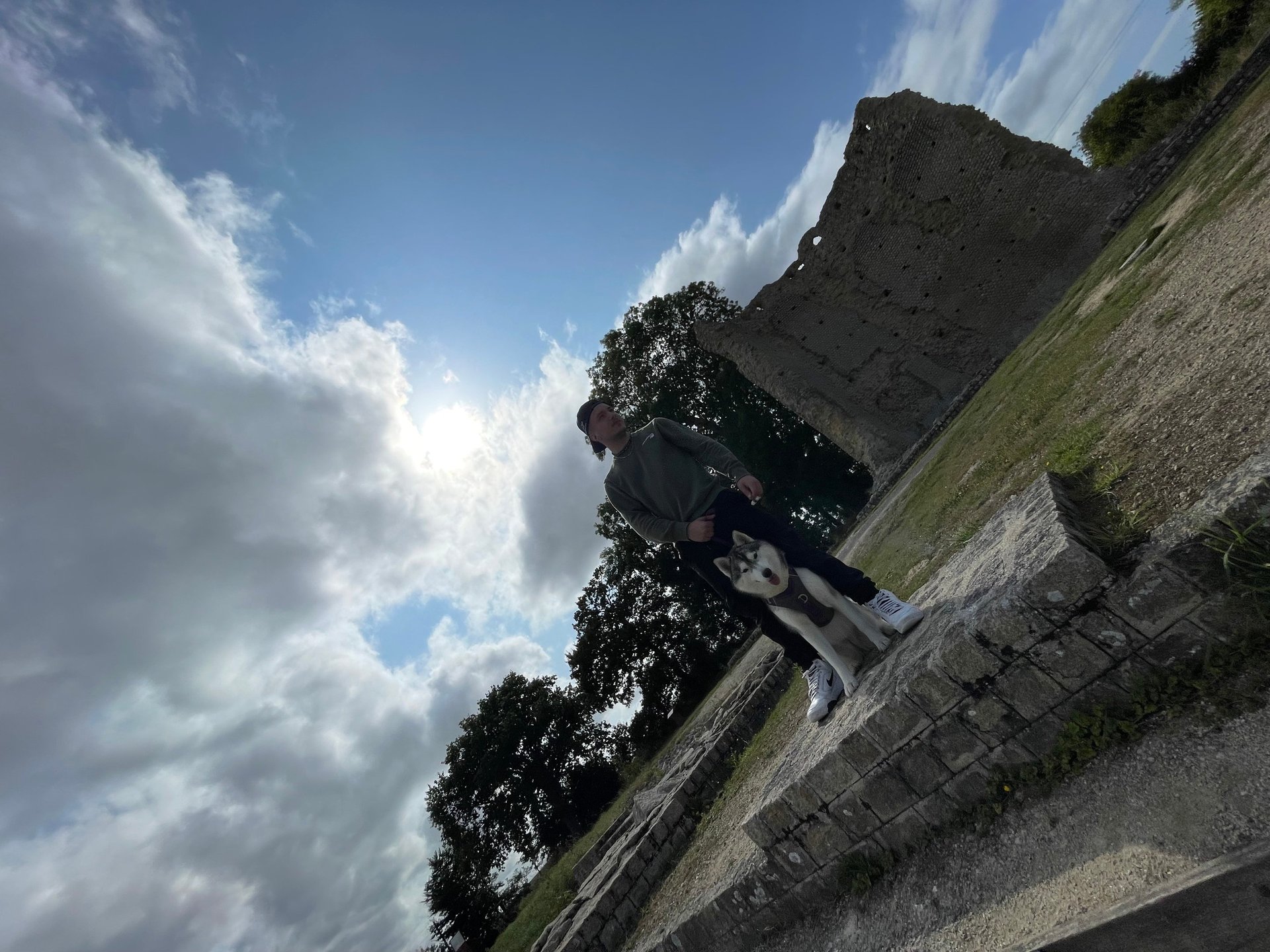 black and white bed linen