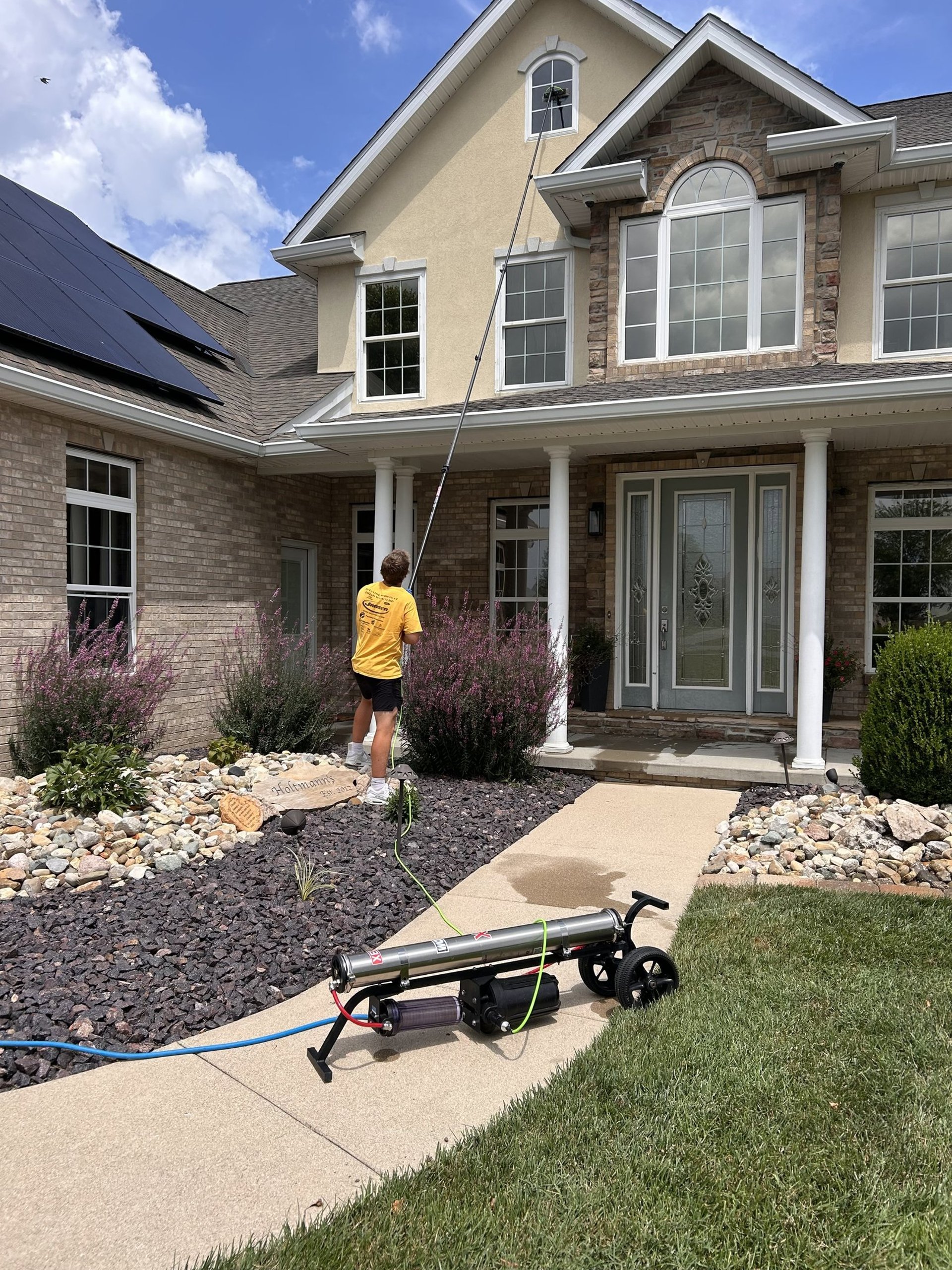 black and white bed linen