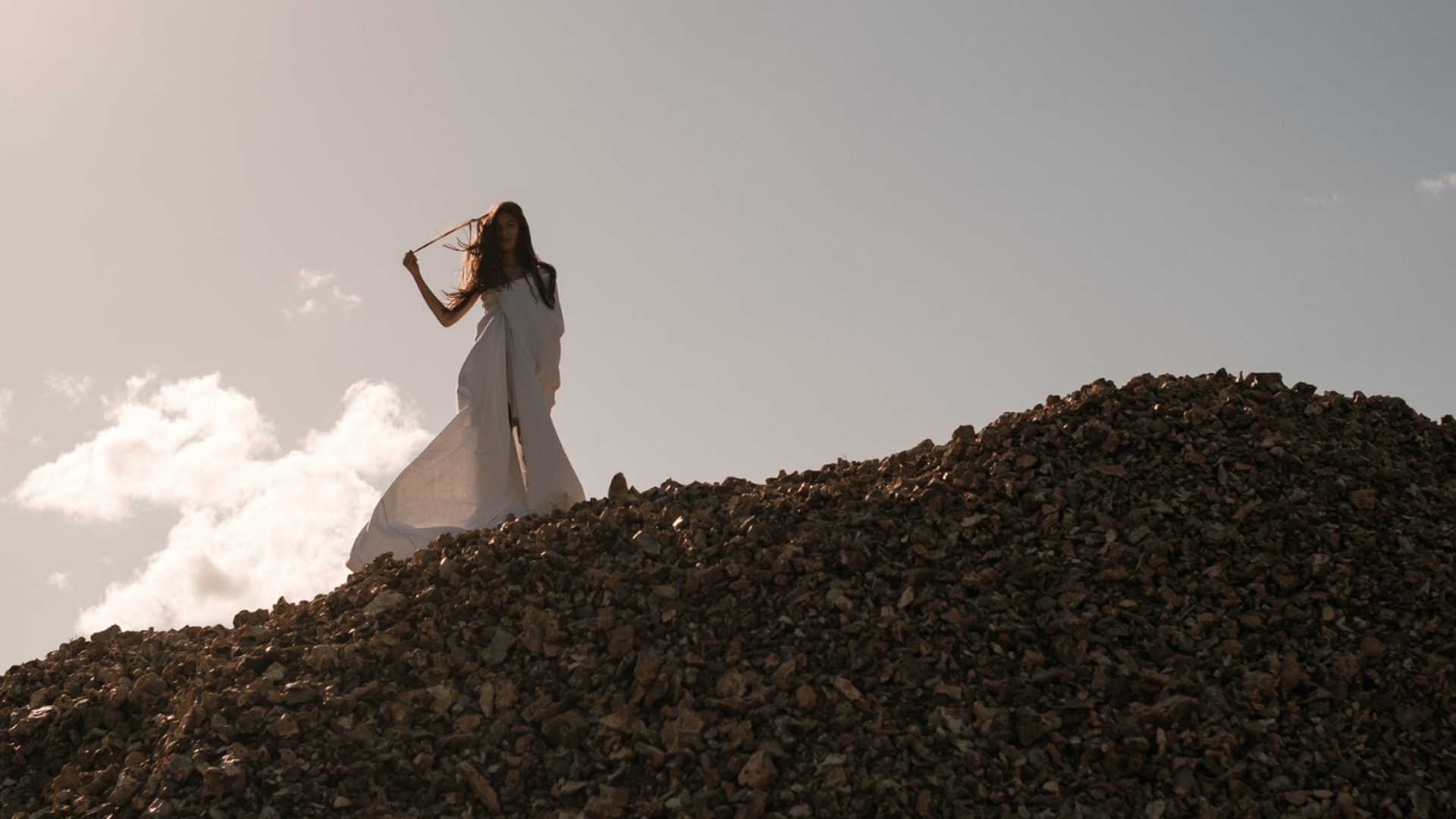 black and white bed linen