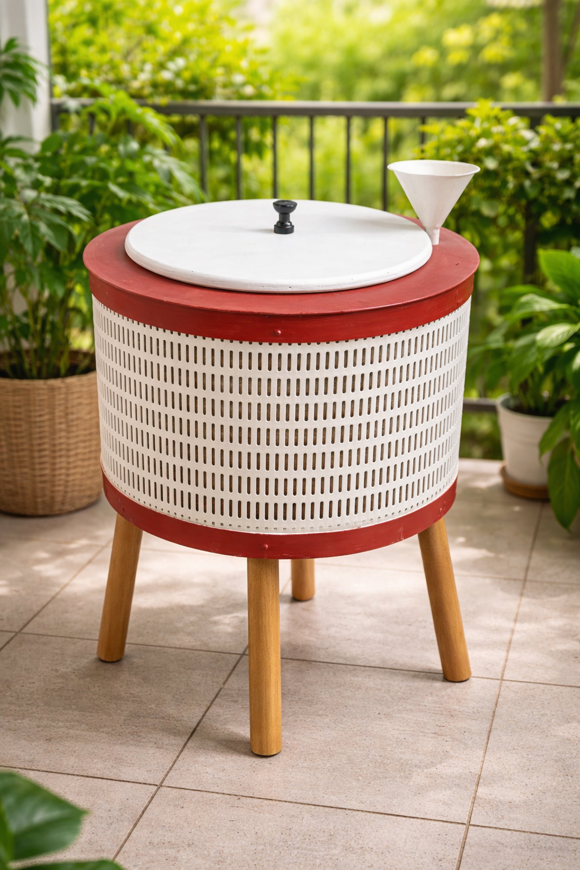 black and white bed linen