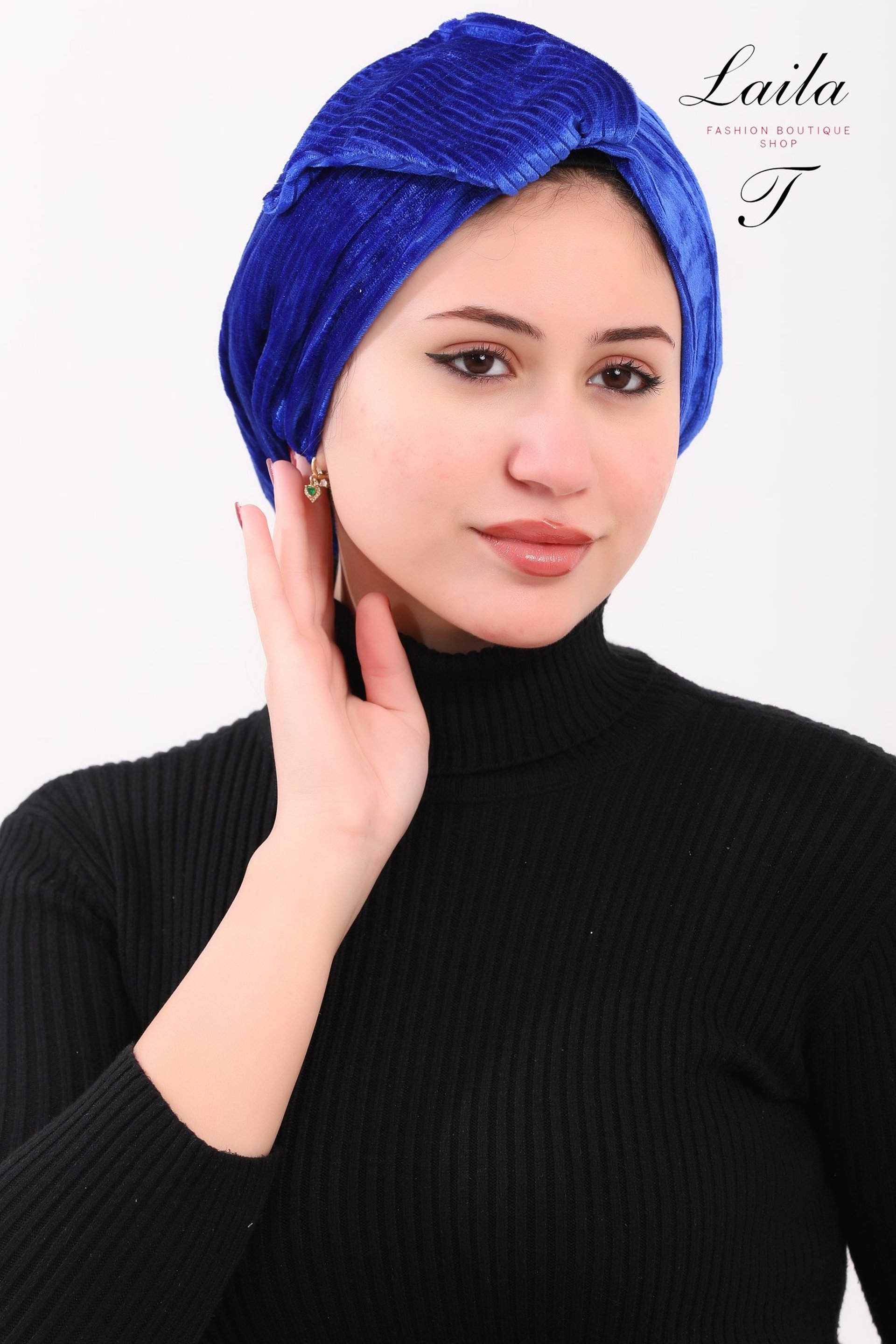 gray computer monitor