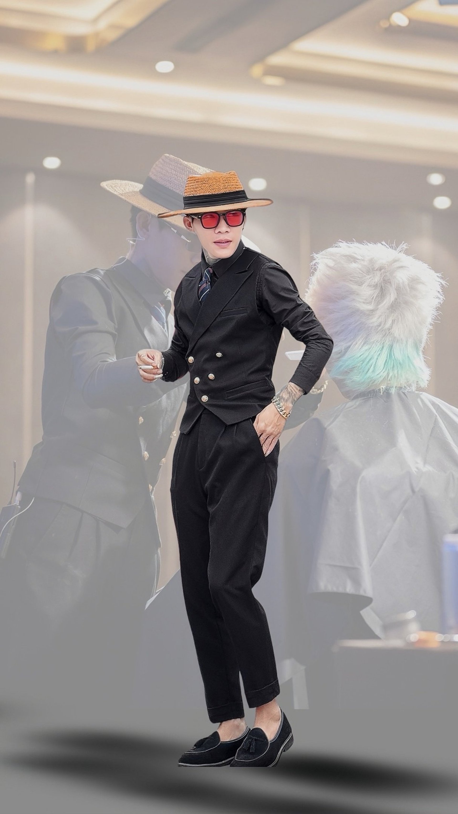 black and white bed linen