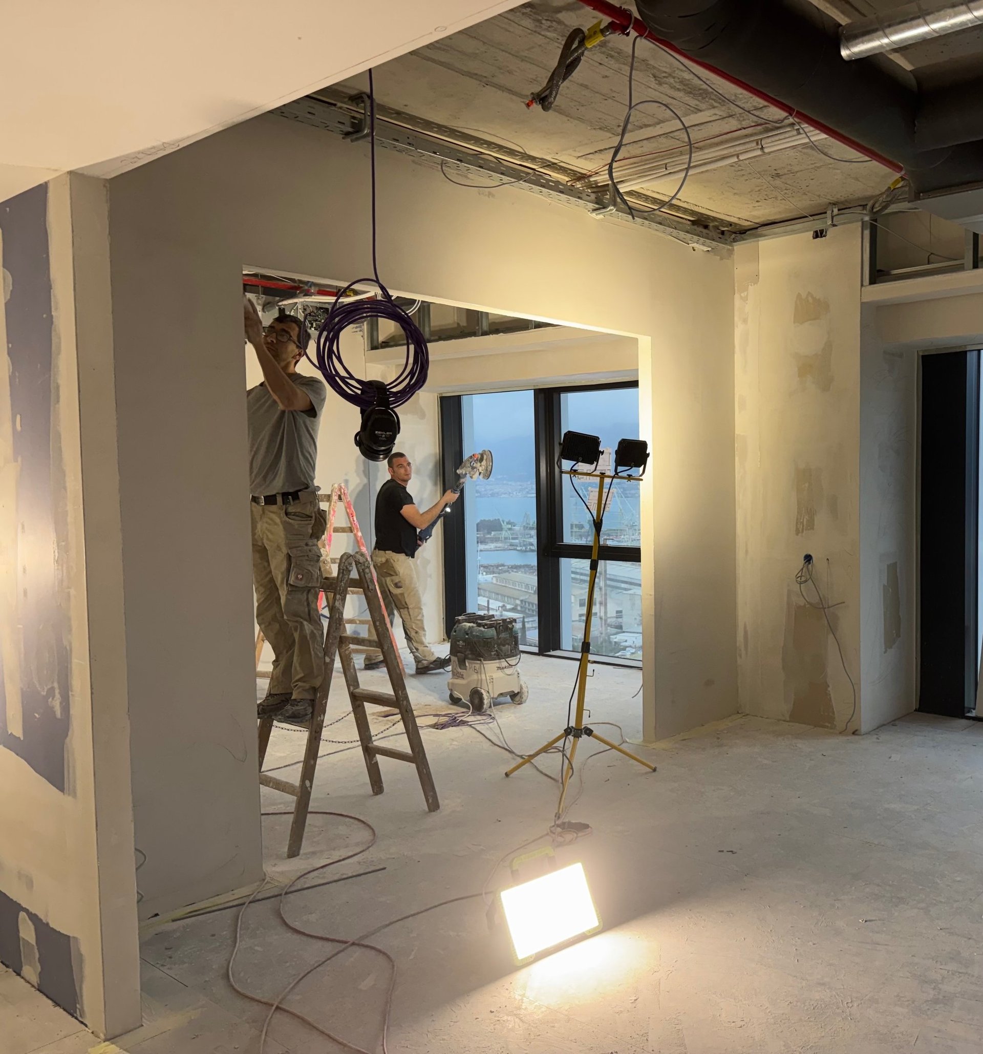 a room with a lot of scaffolding in it