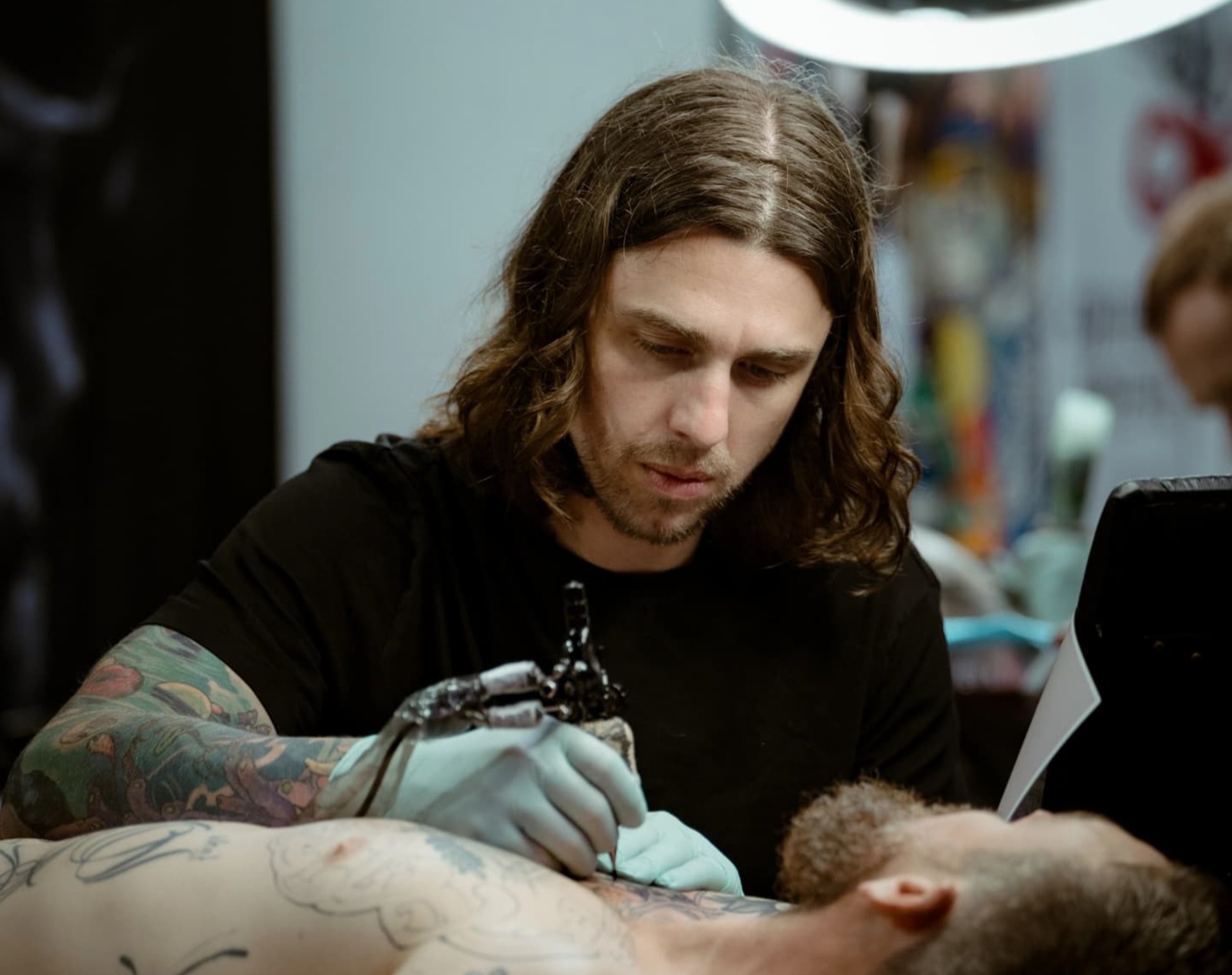 gray computer monitor