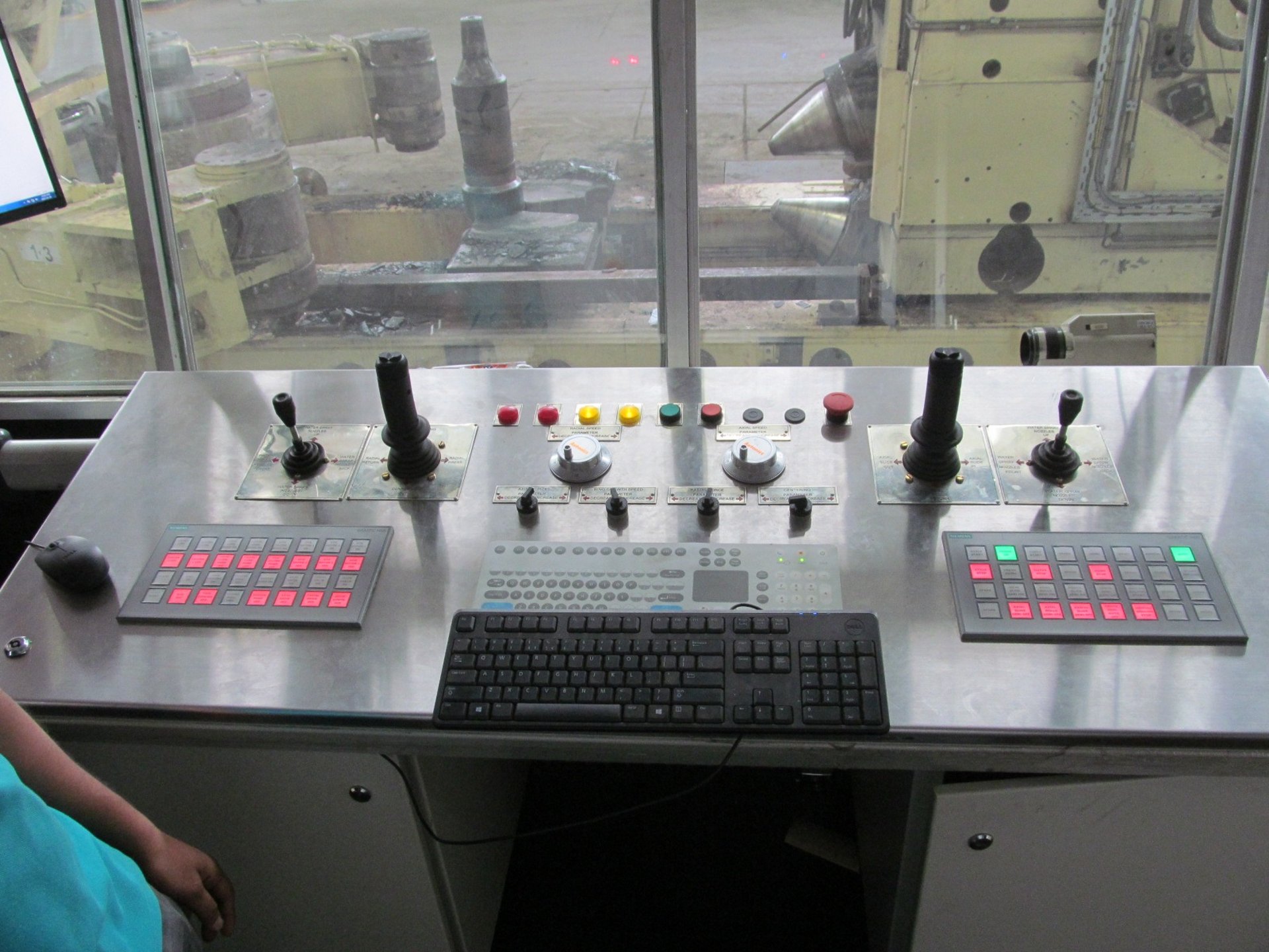 black and brown leather padded tub sofa