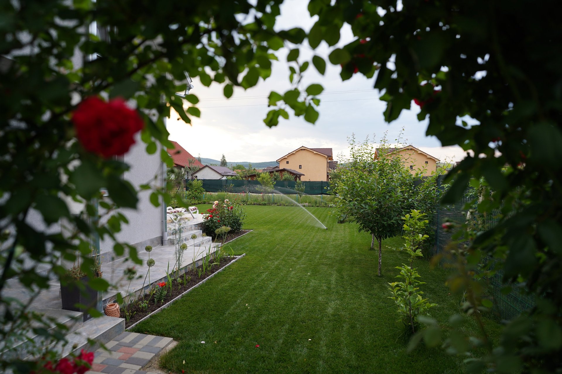 black and white bed linen