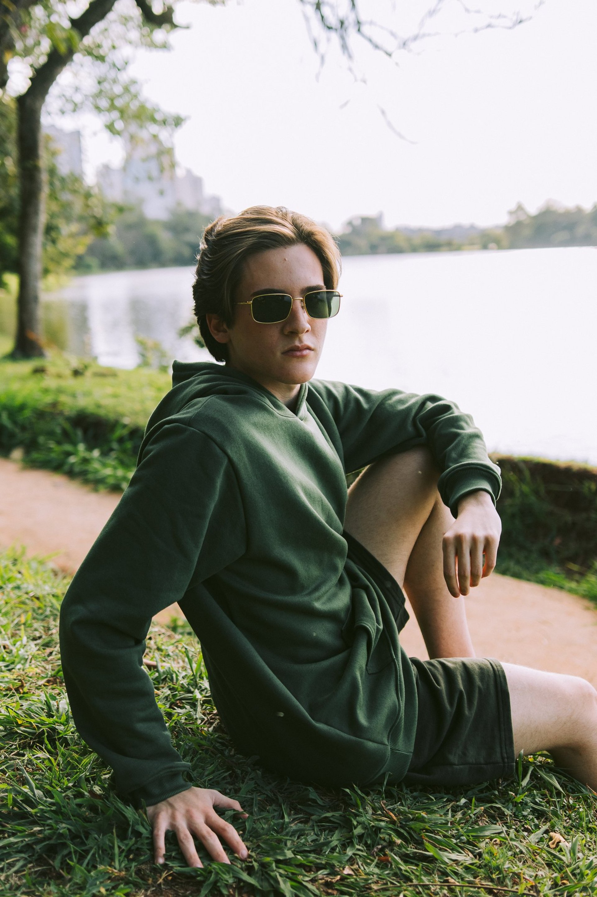 black and white bed linen