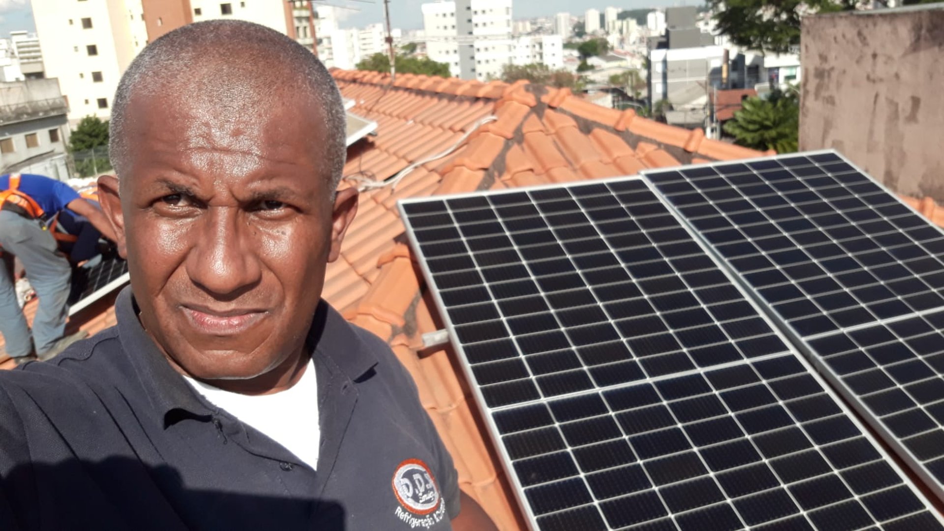 black and brown leather padded tub sofa