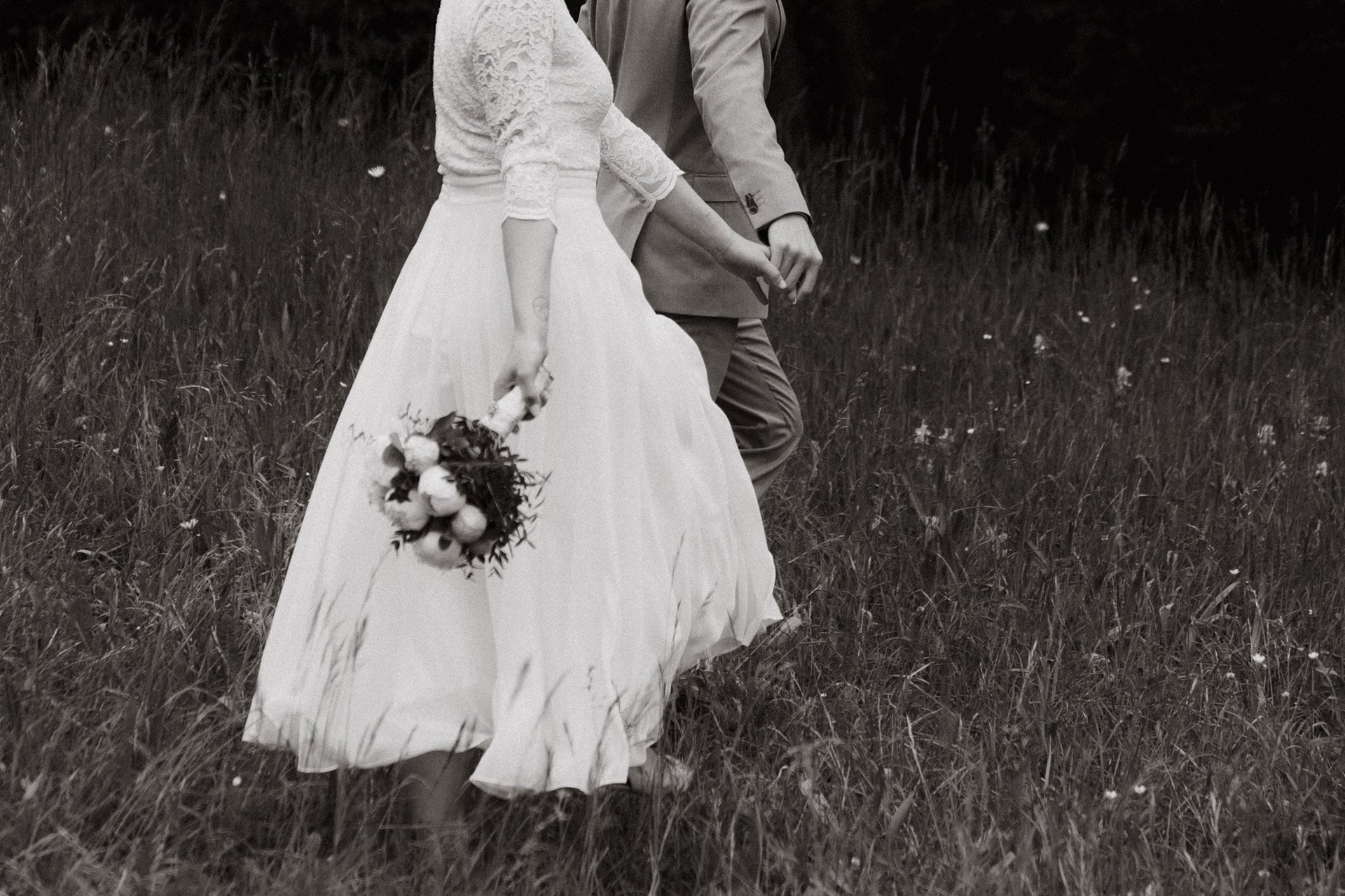 Heiraten im Schloss Gamlitz Hochzeitslocation Hochzeitsfotograf Steiermark Wien dokumentarisch Sophie Sara Fotografie
