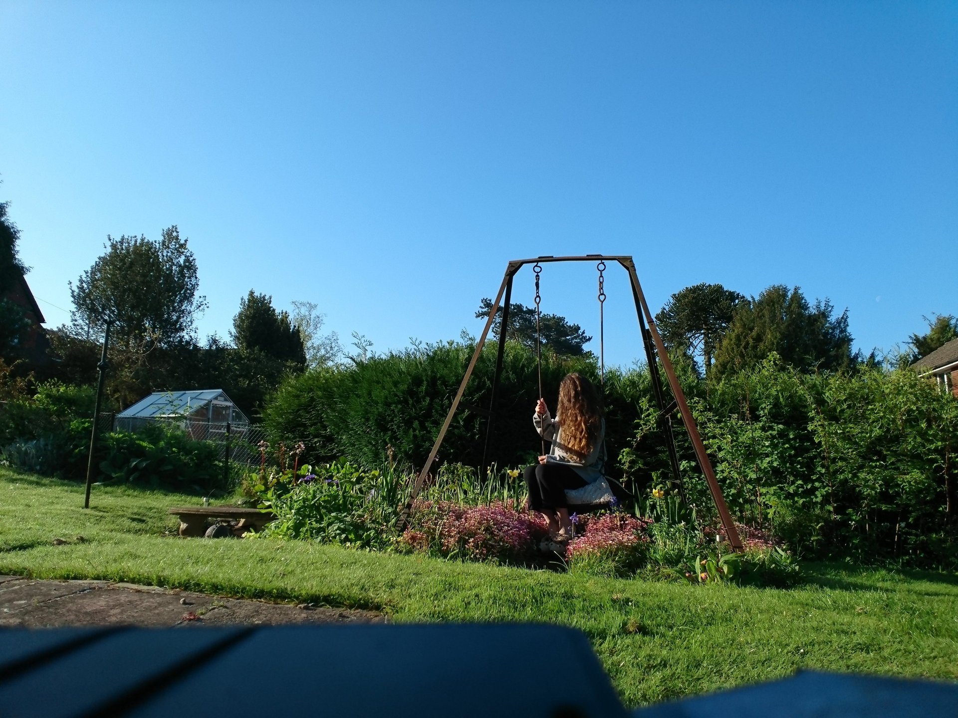 black and brown leather padded tub sofa