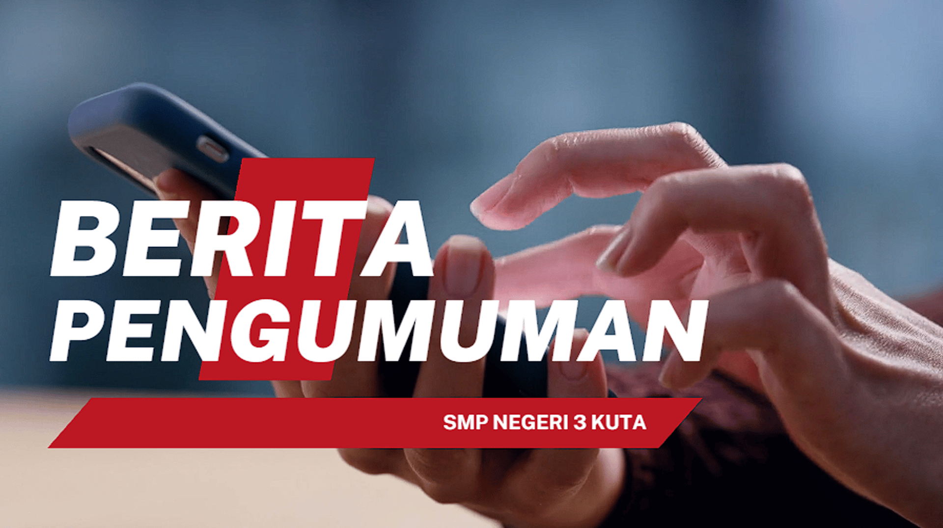 a close up of an old fashioned typewriter