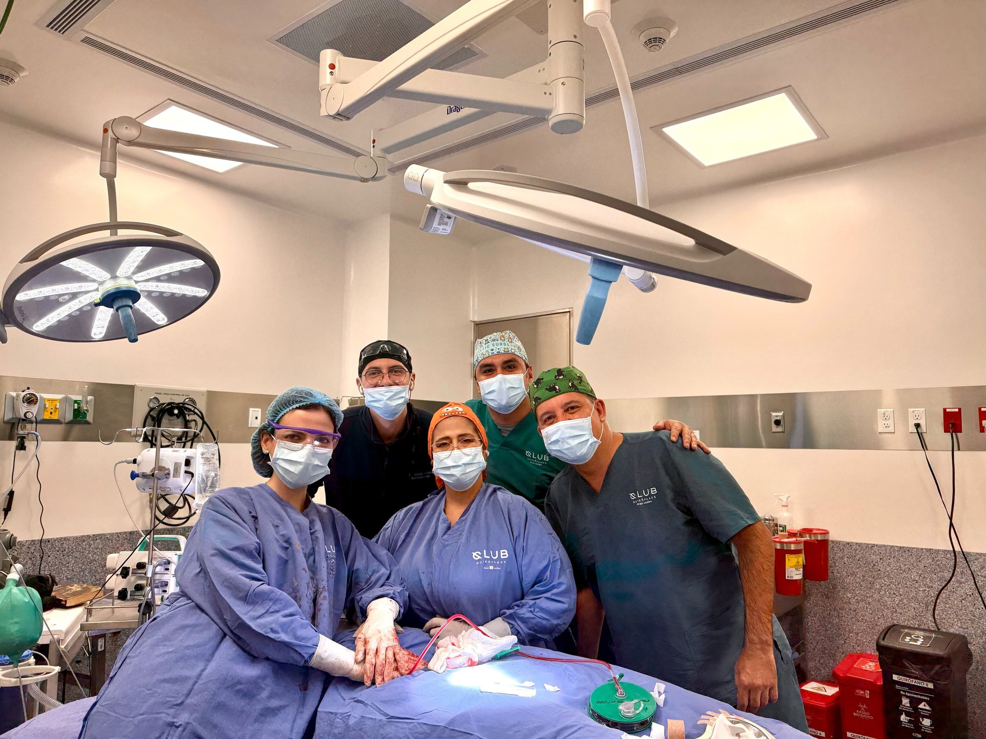 black and brown leather padded tub sofa