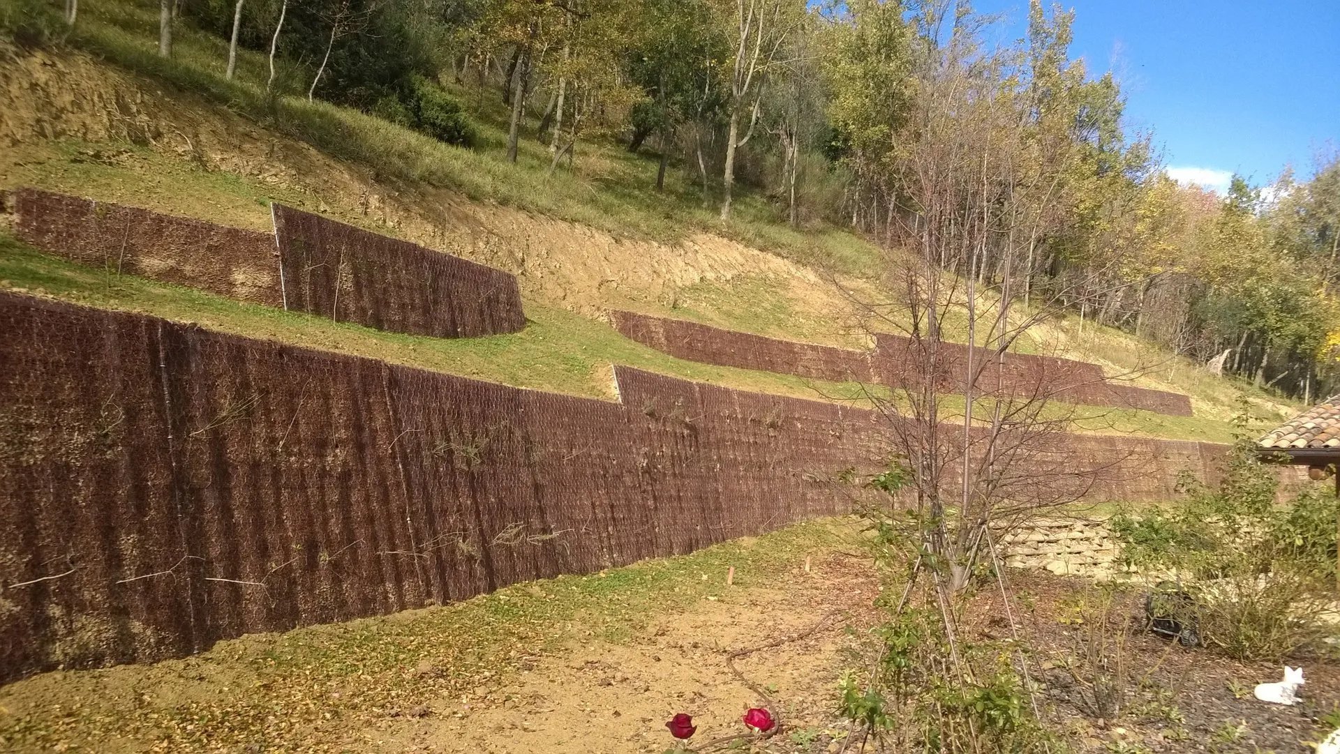 black and white bed linen