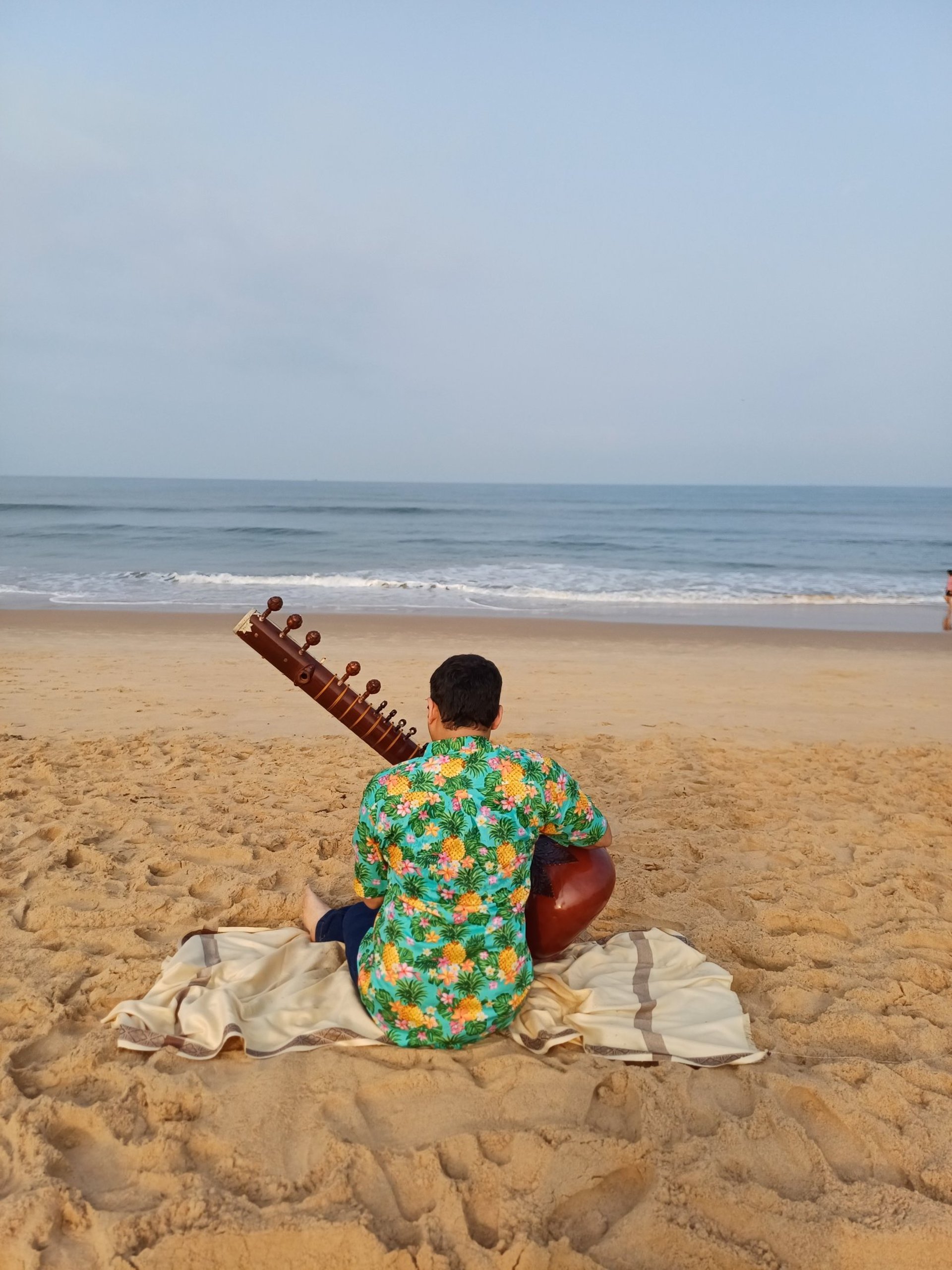 black and white bed linen
