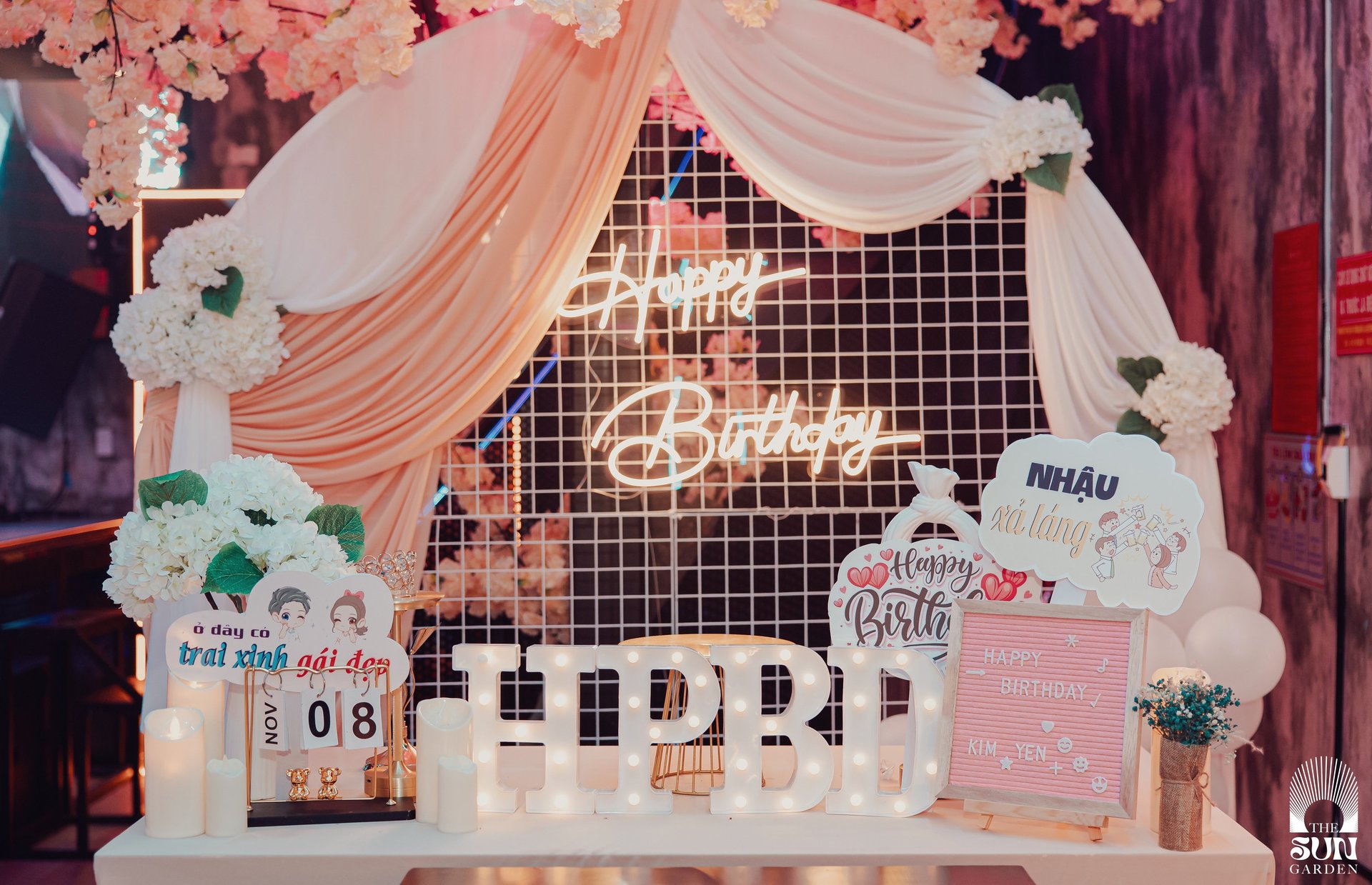 an abstract photo of a curved building with a blue sky in the background