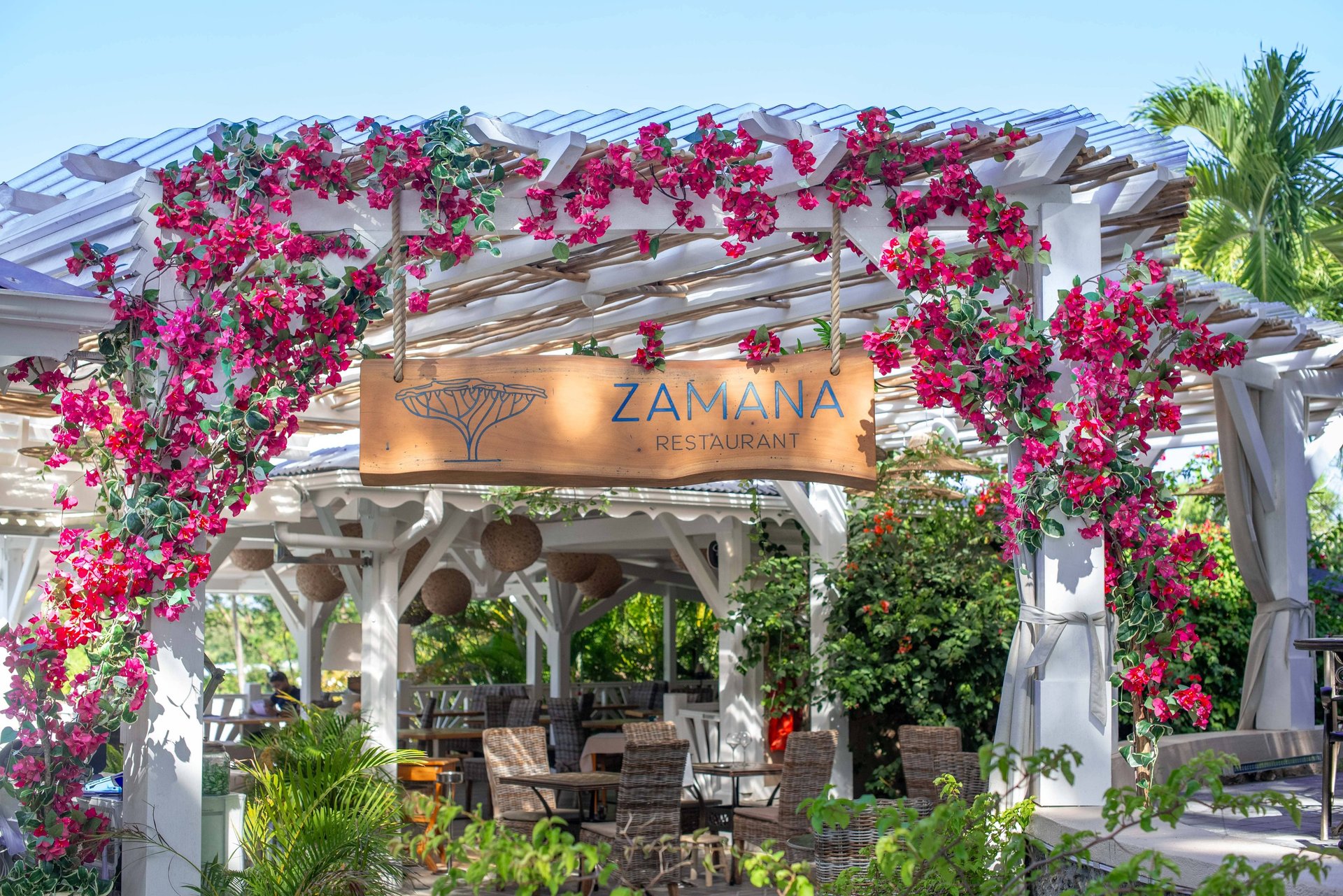 L'entrée du restaurant le Zamana