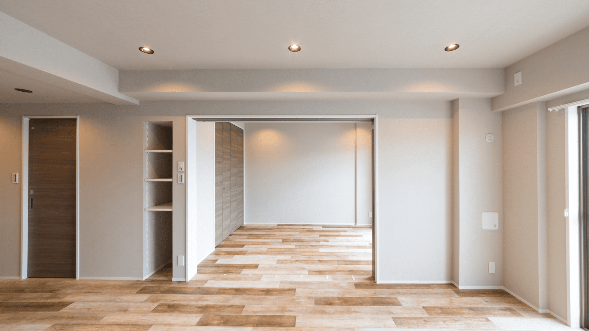 black and brown leather padded tub sofa