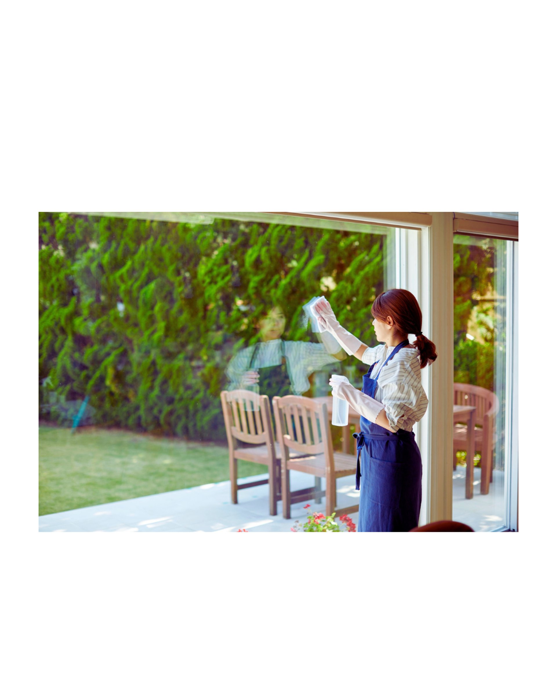 black and white bed linen