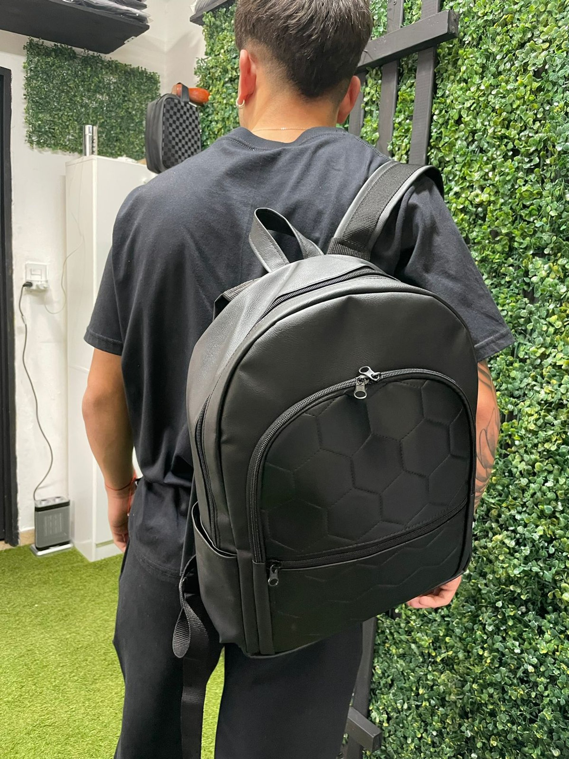 black and white bed linen