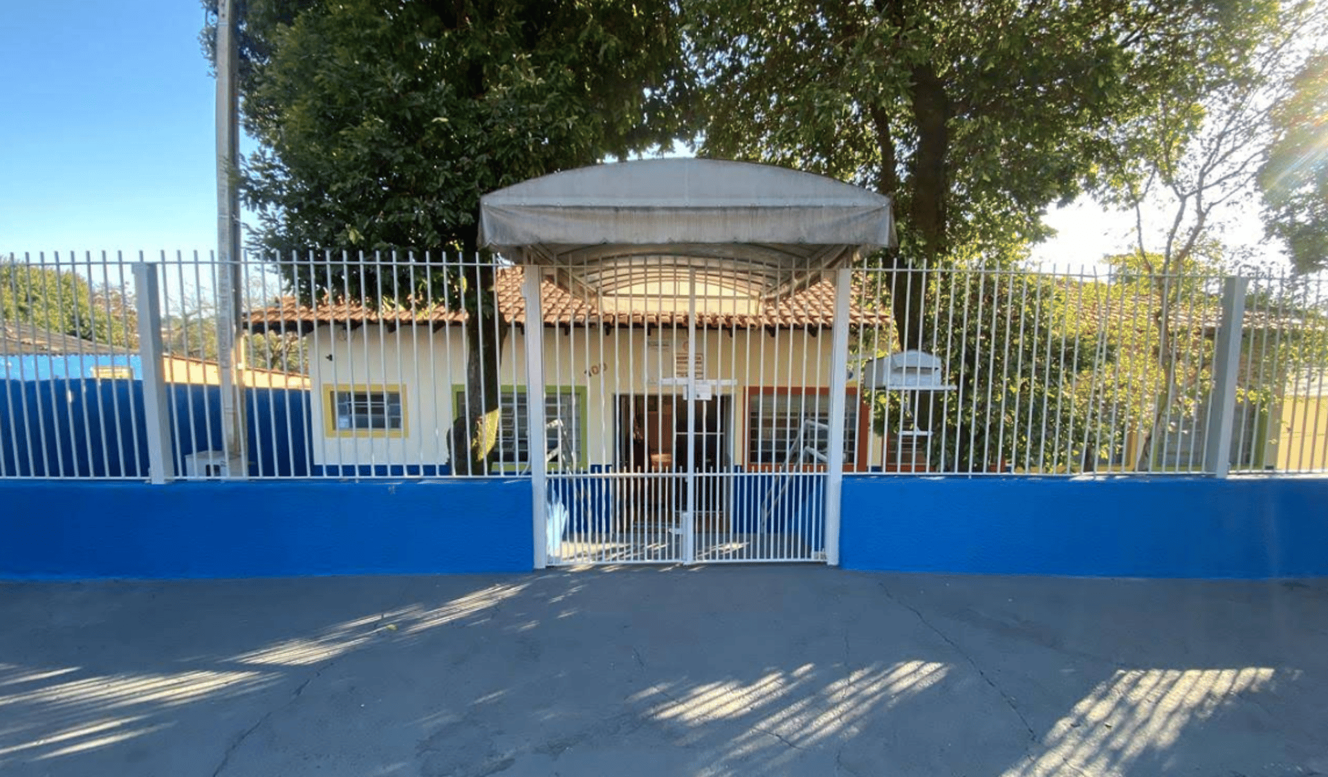 black blue and yellow textile