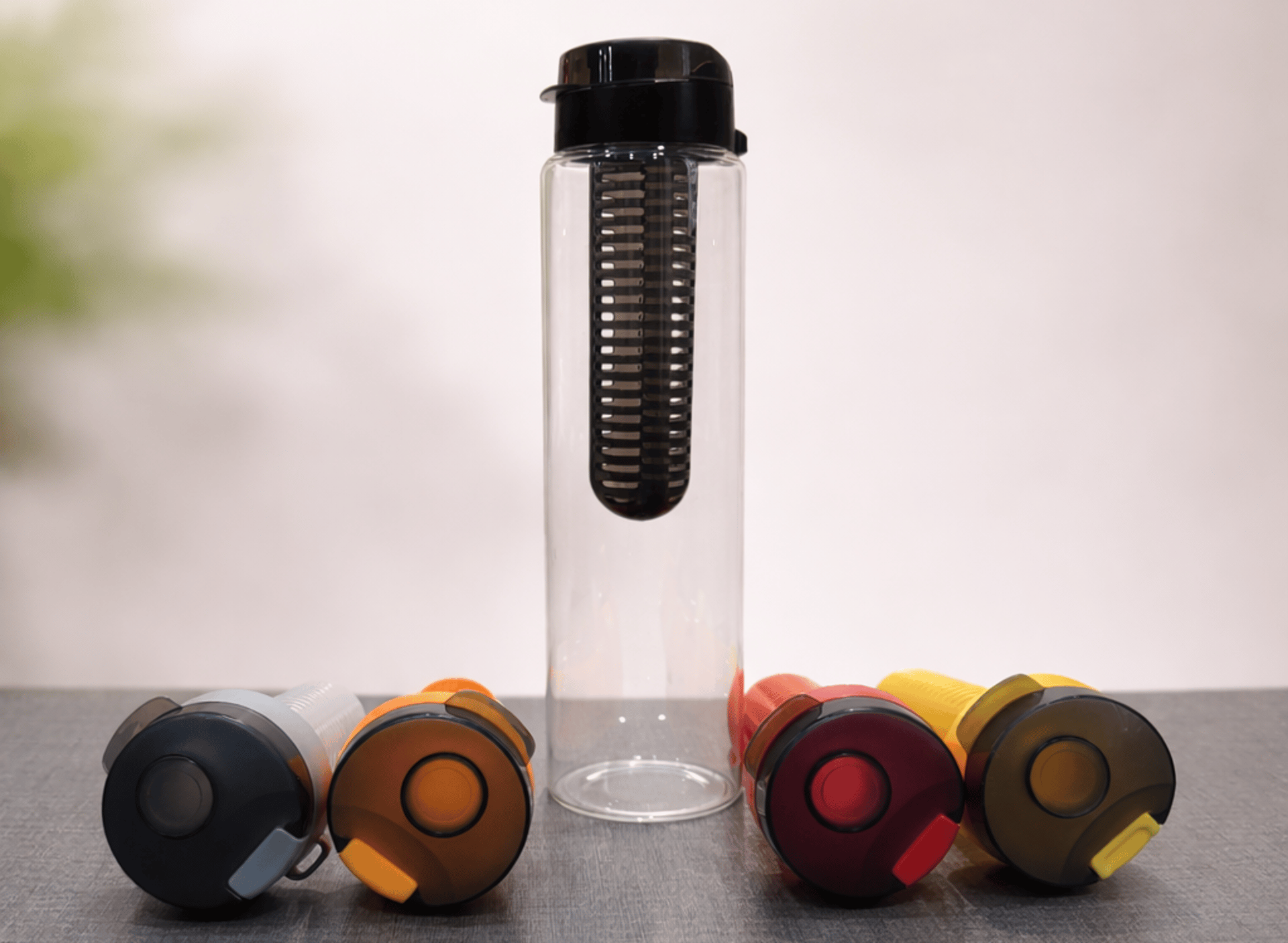 black and white bed linen