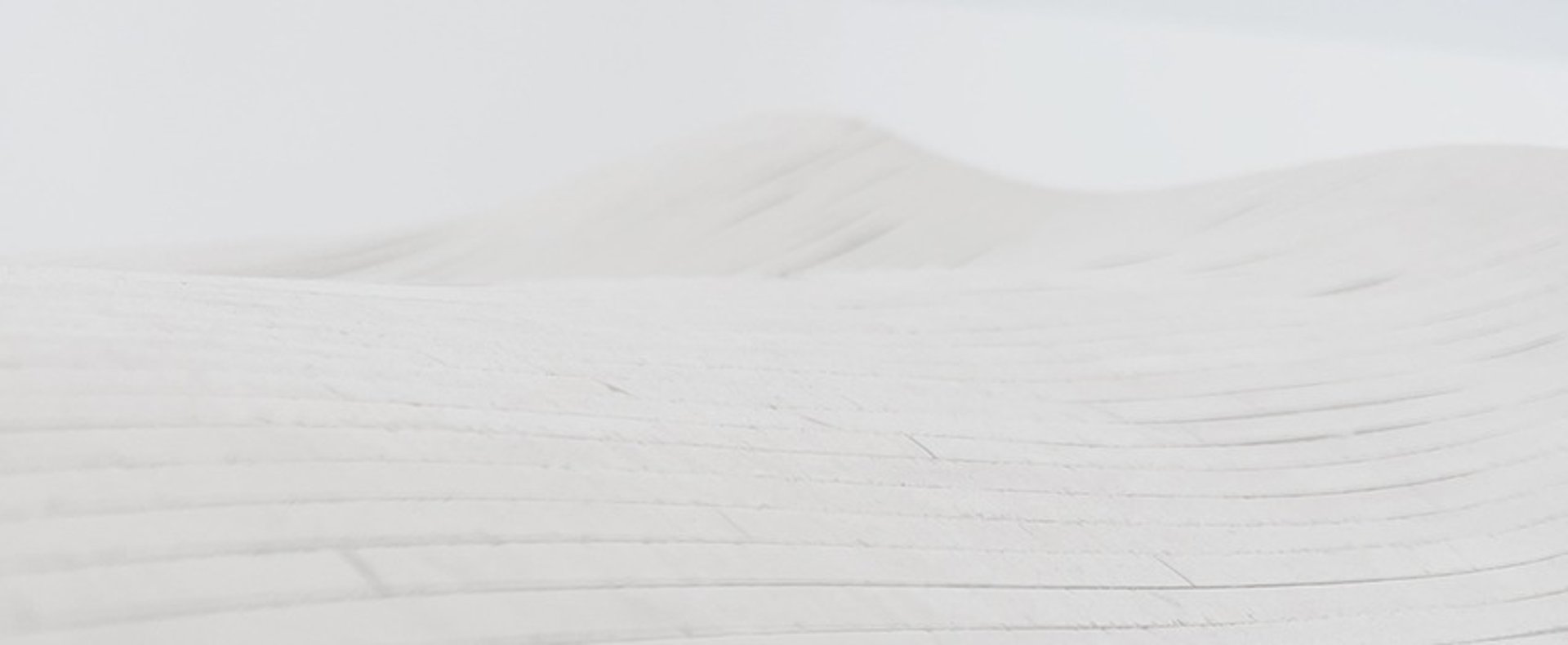 gray computer monitor