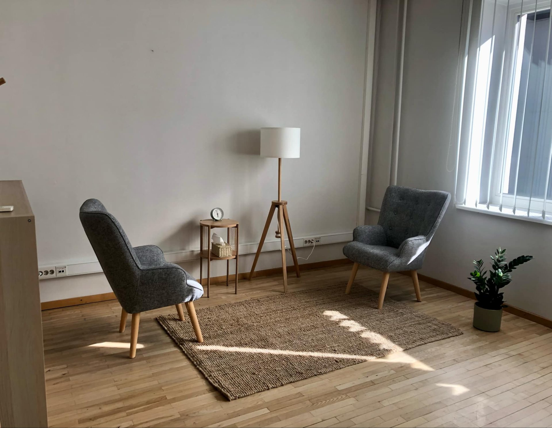 black and brown leather padded tub sofa
