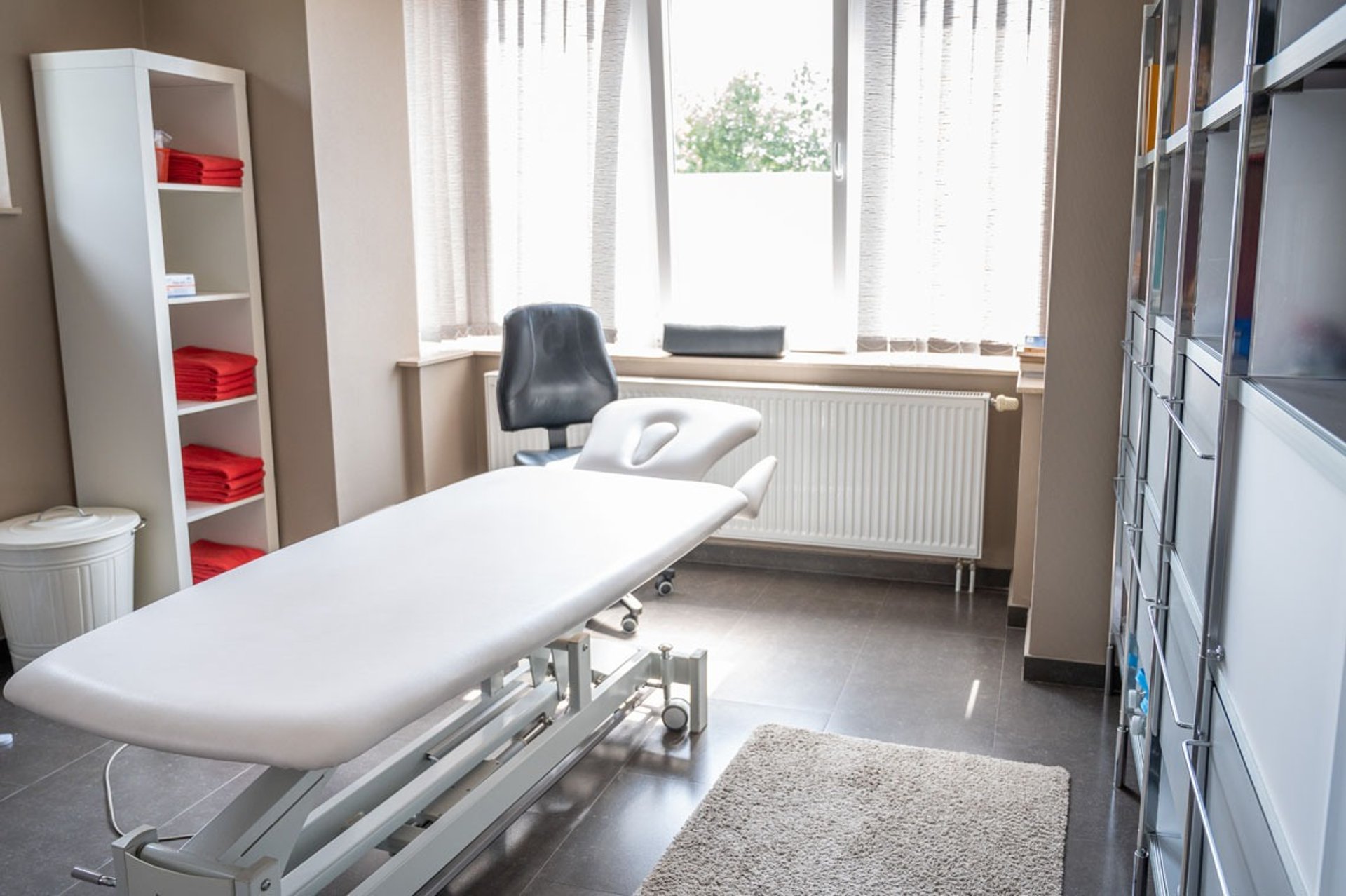 an abstract photo of a curved building with a blue sky in the background