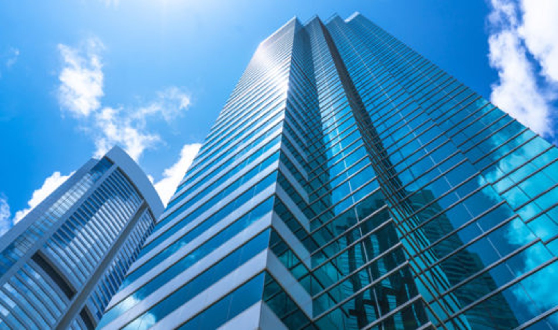 gray computer monitor