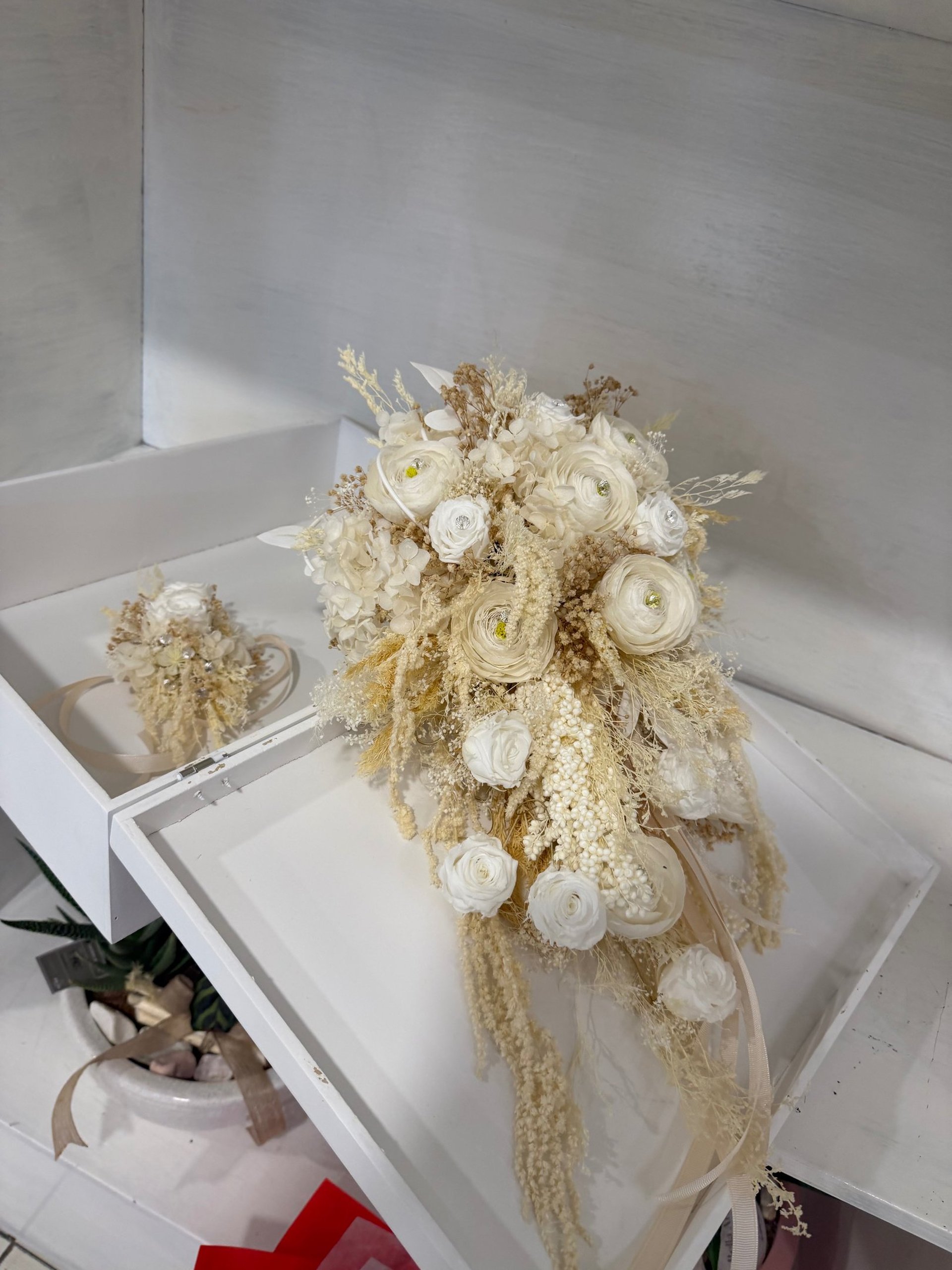 an abstract photo of a curved building with a blue sky in the background