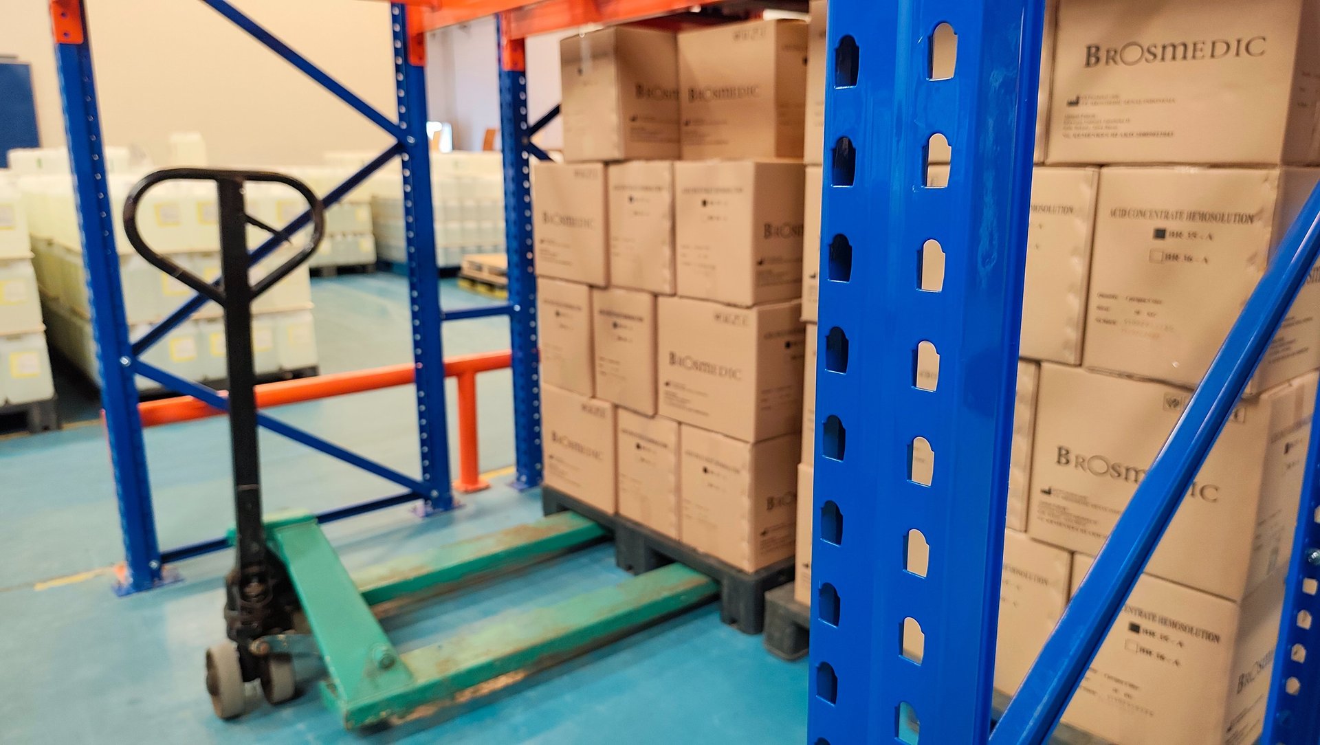 an abstract photo of a curved building with a blue sky in the background