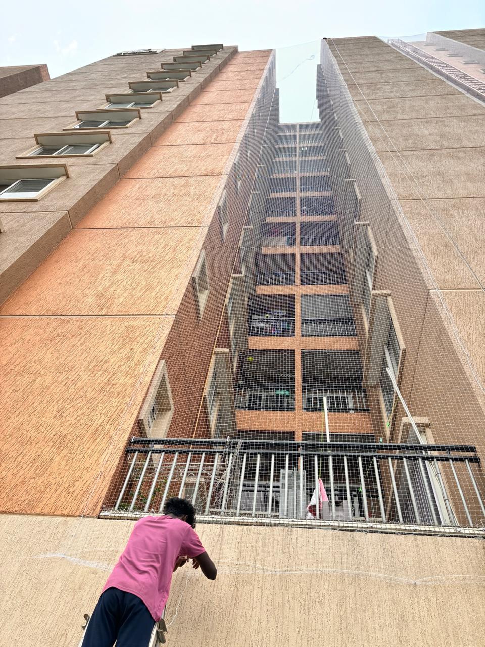 black and white bed linen