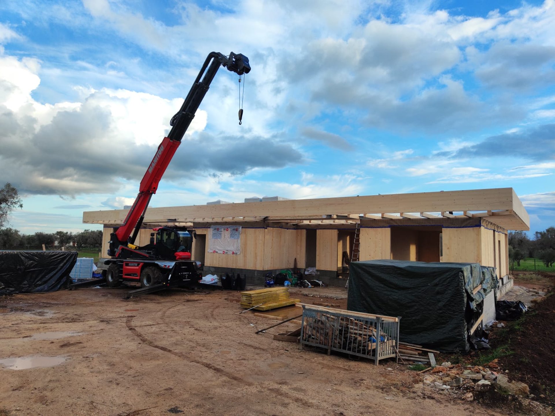 black and white bed linen