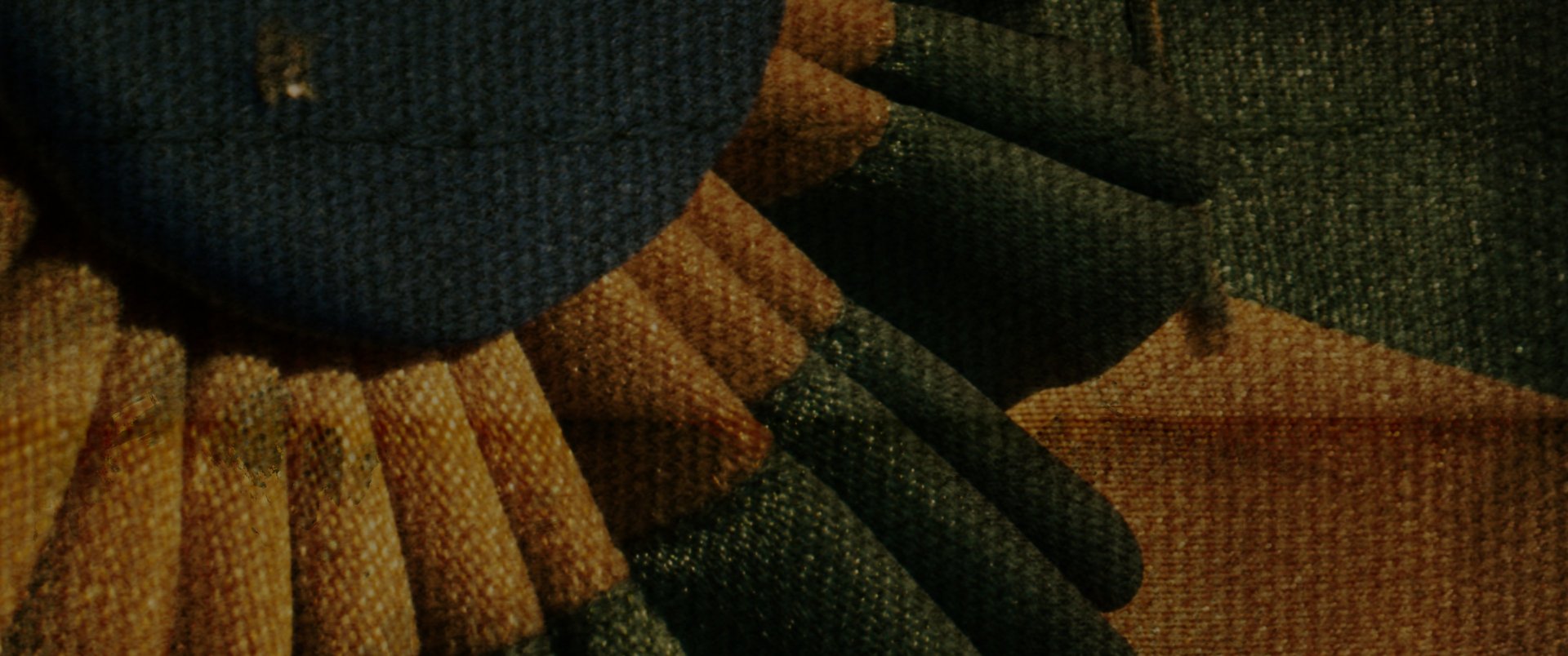 black and white bed linen