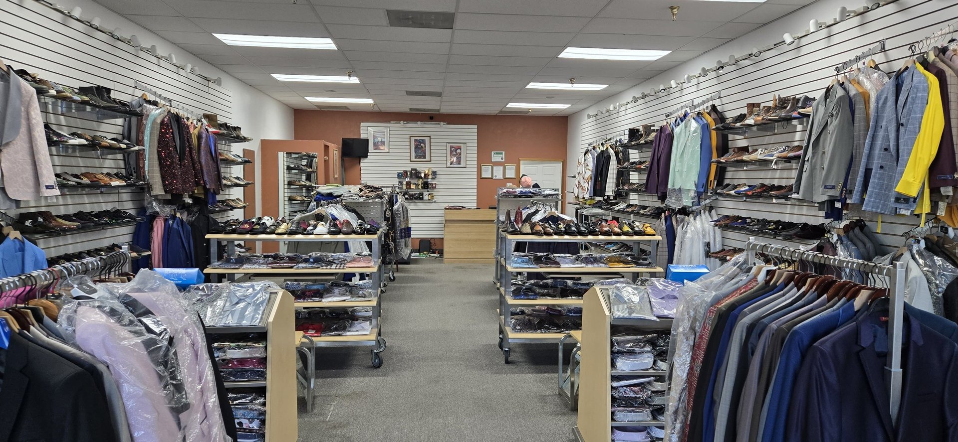 an abstract photo of a curved building with a blue sky in the background