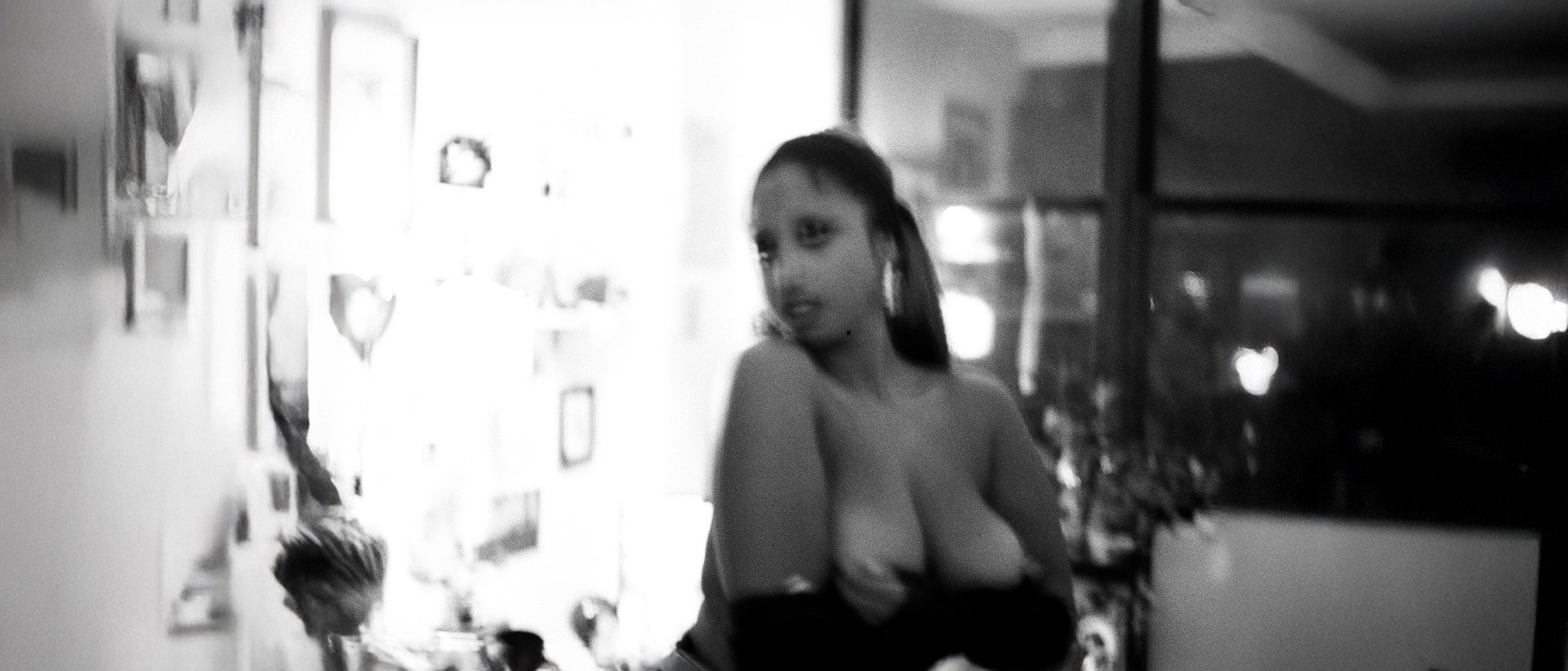 black and white bed linen