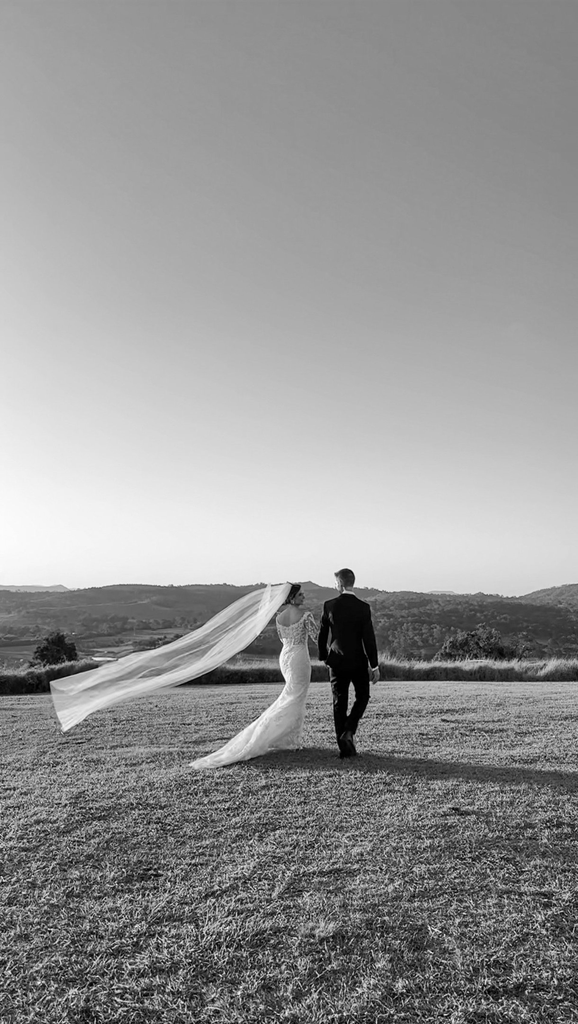 black and white bed linen