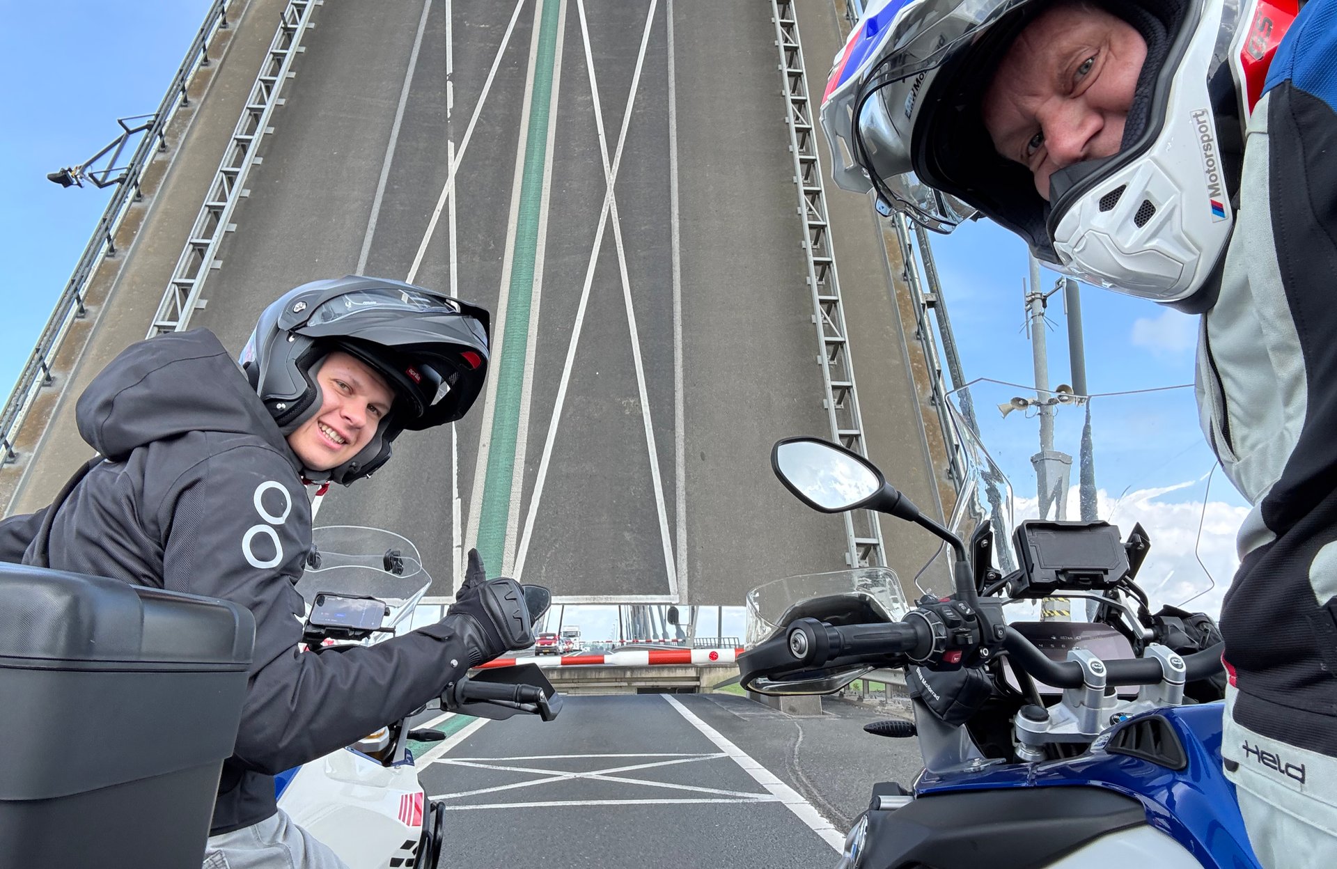 black and brown leather padded tub sofa