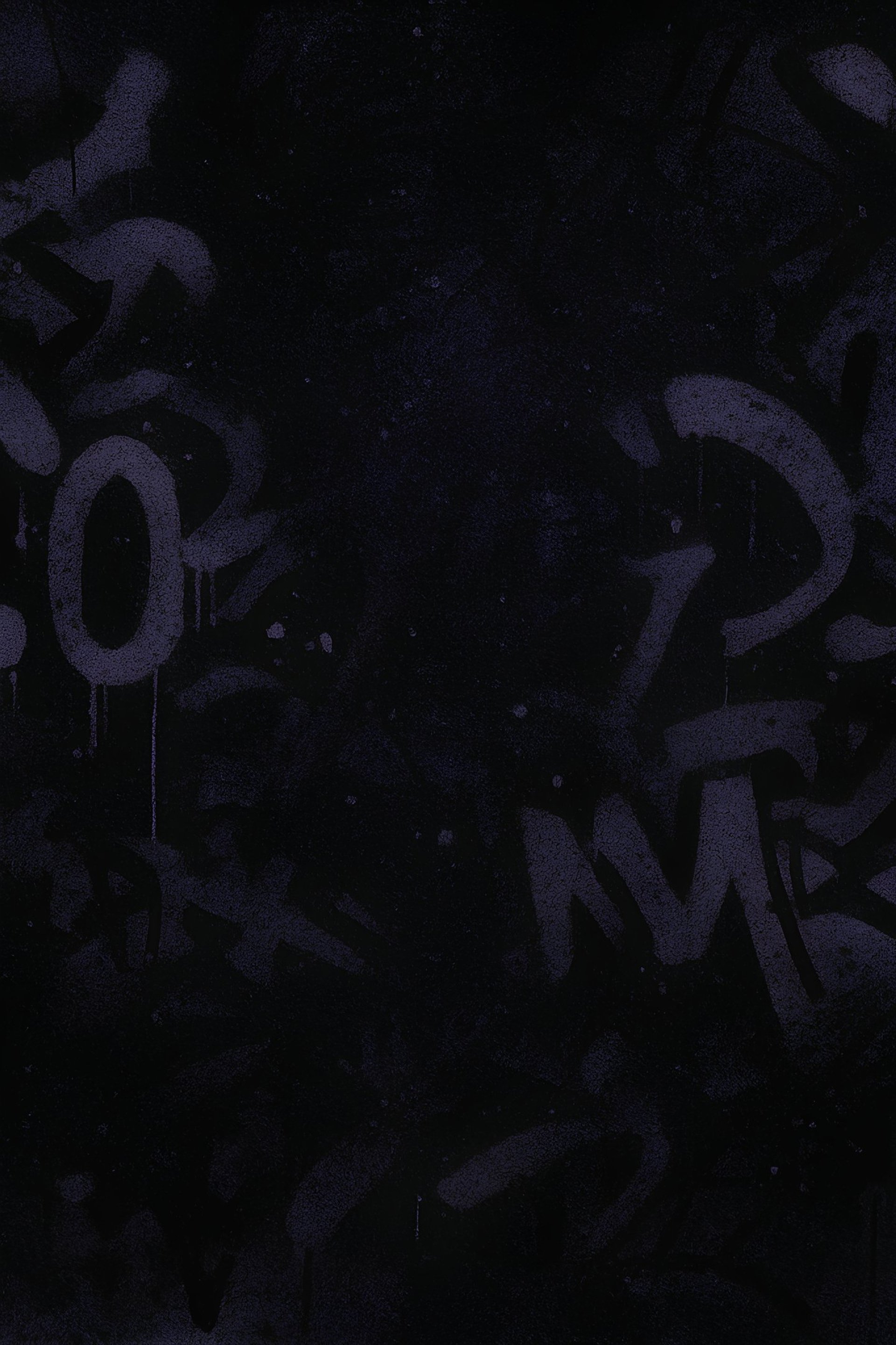 gray computer monitor