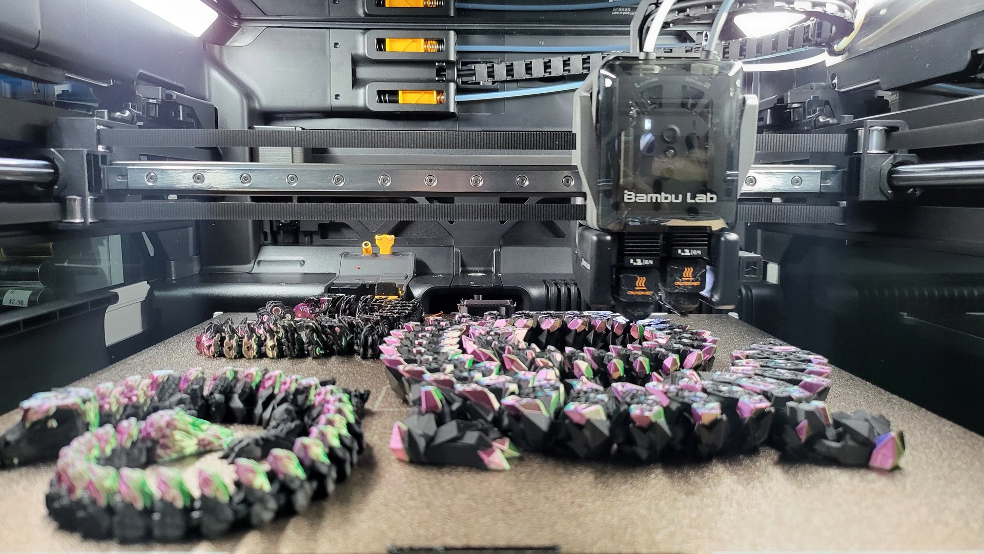 black and white bed linen