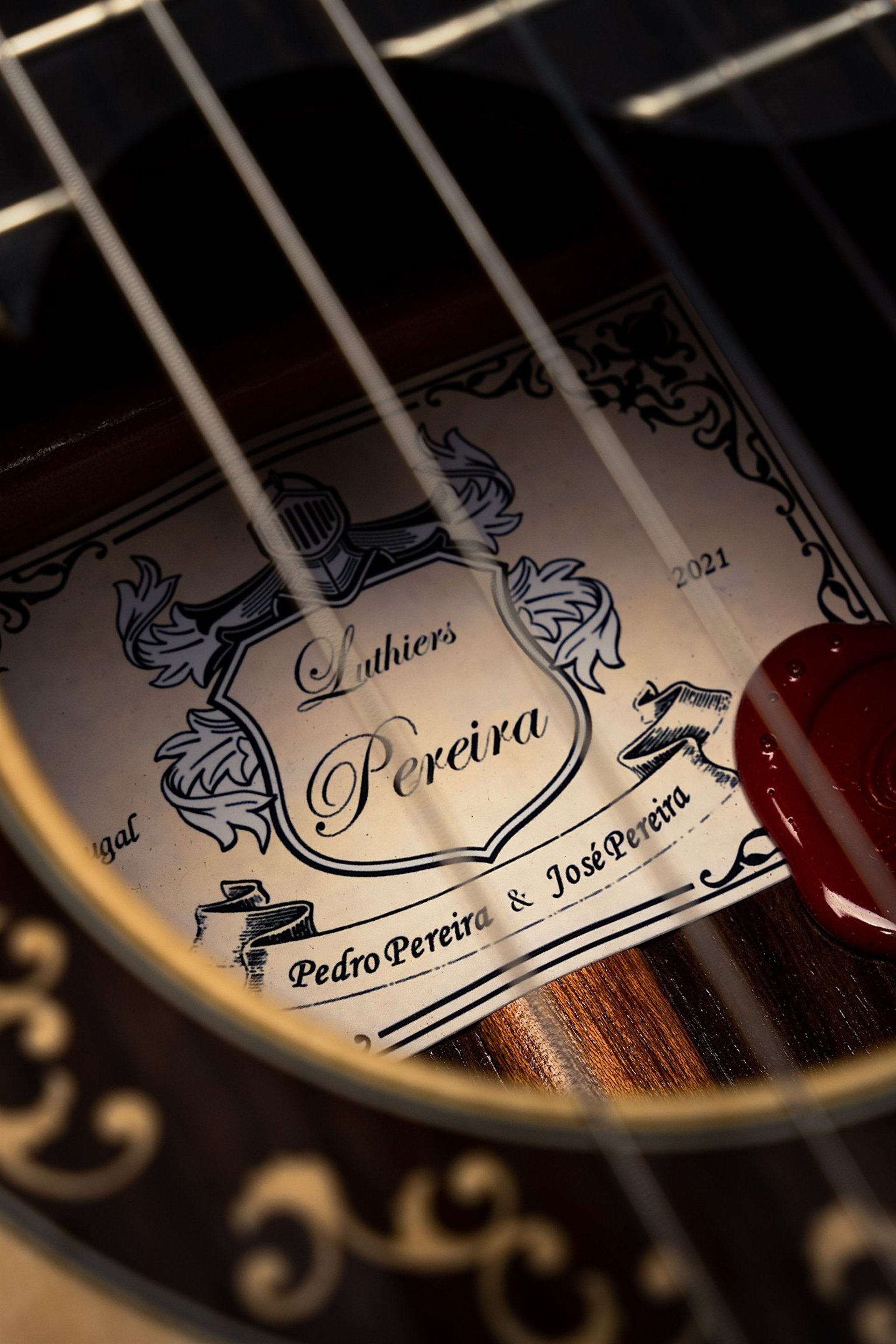 Guitarra artesanal Luthiers Pereira