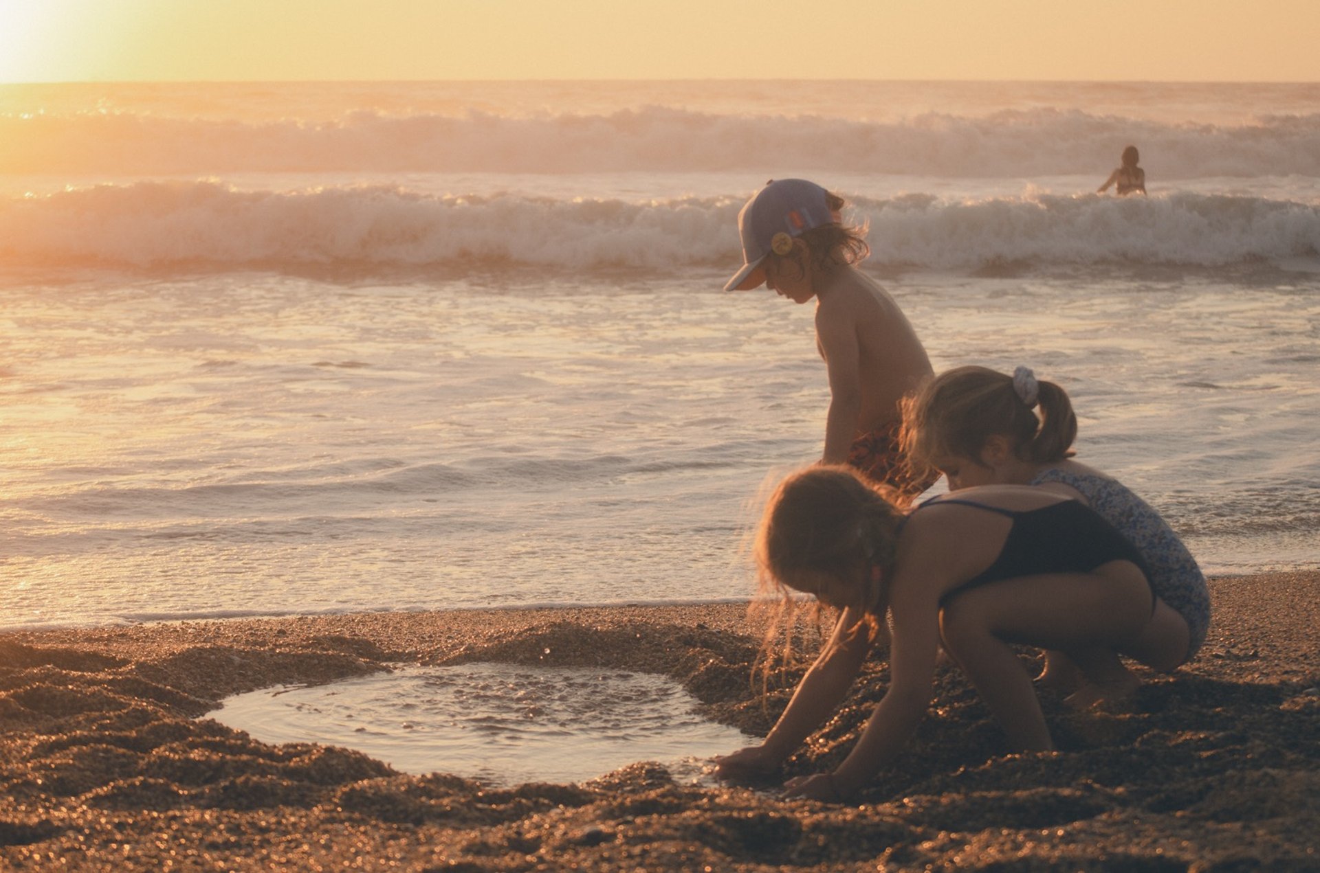 an abstract photo of a curved building with a blue sky in the background