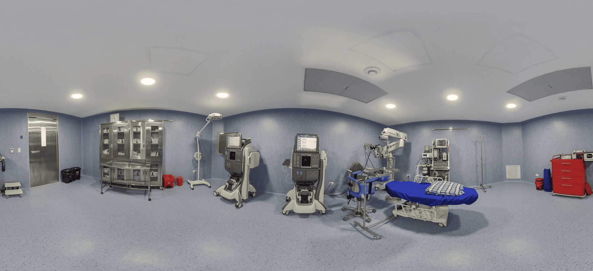 gray computer monitor