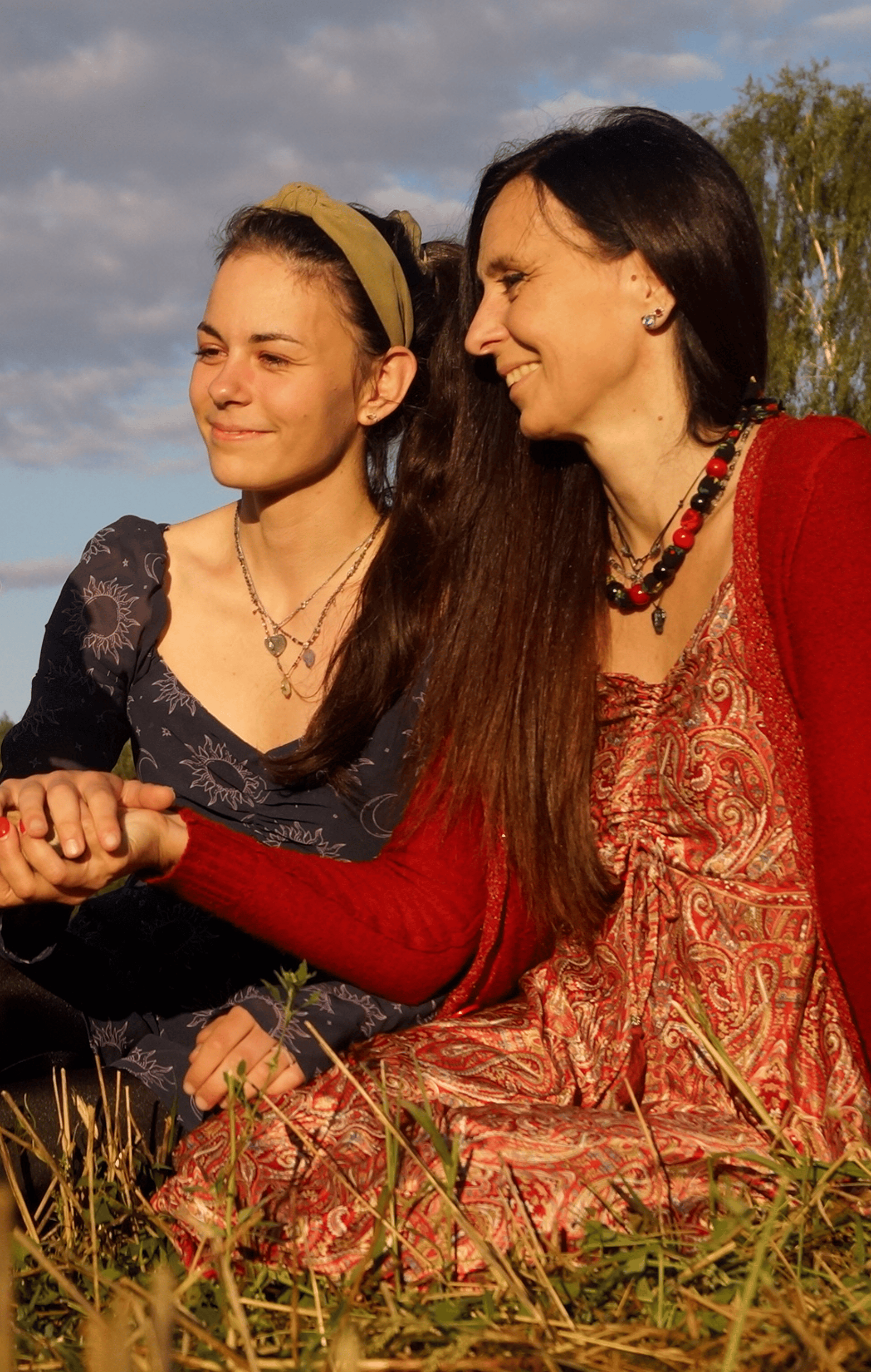 black and brown leather padded tub sofa