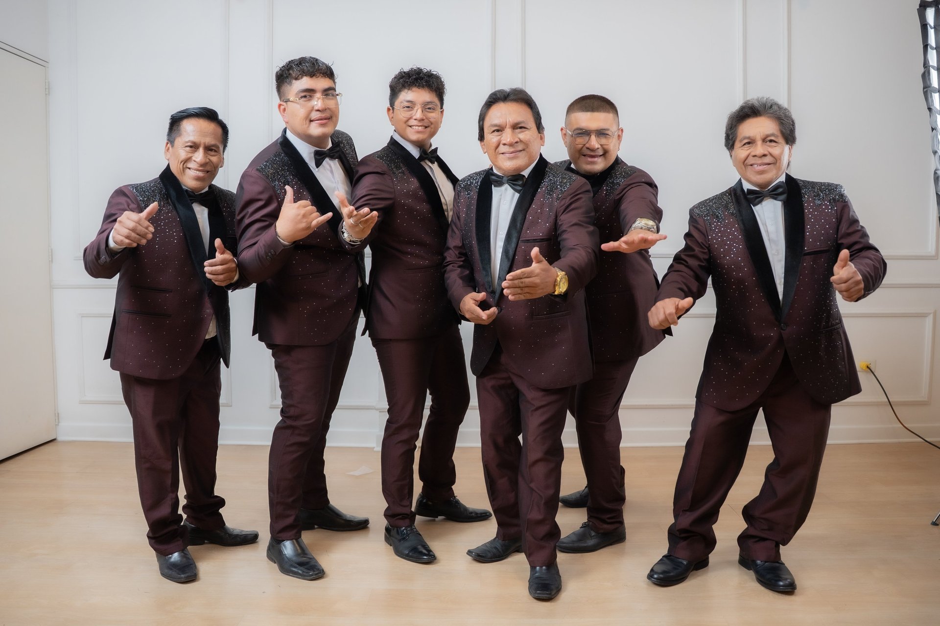 black and brown leather padded tub sofa