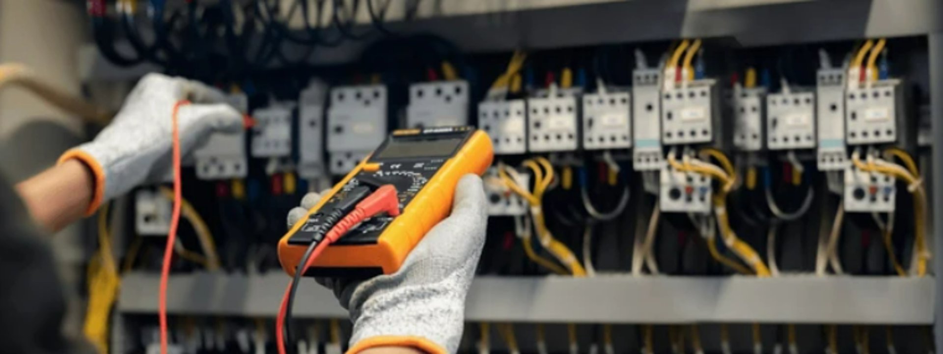 black and brown leather padded tub sofa