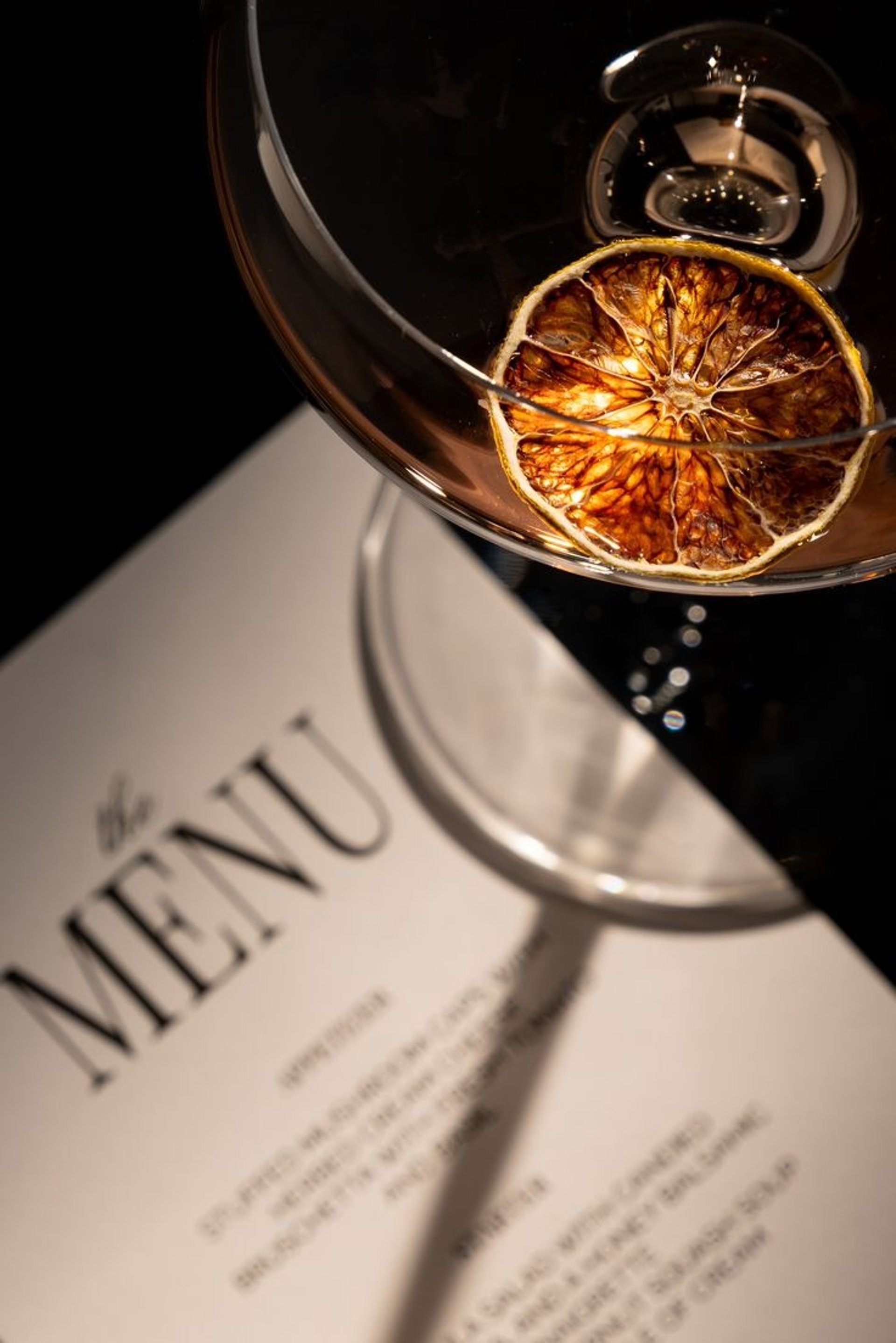 gray computer monitor