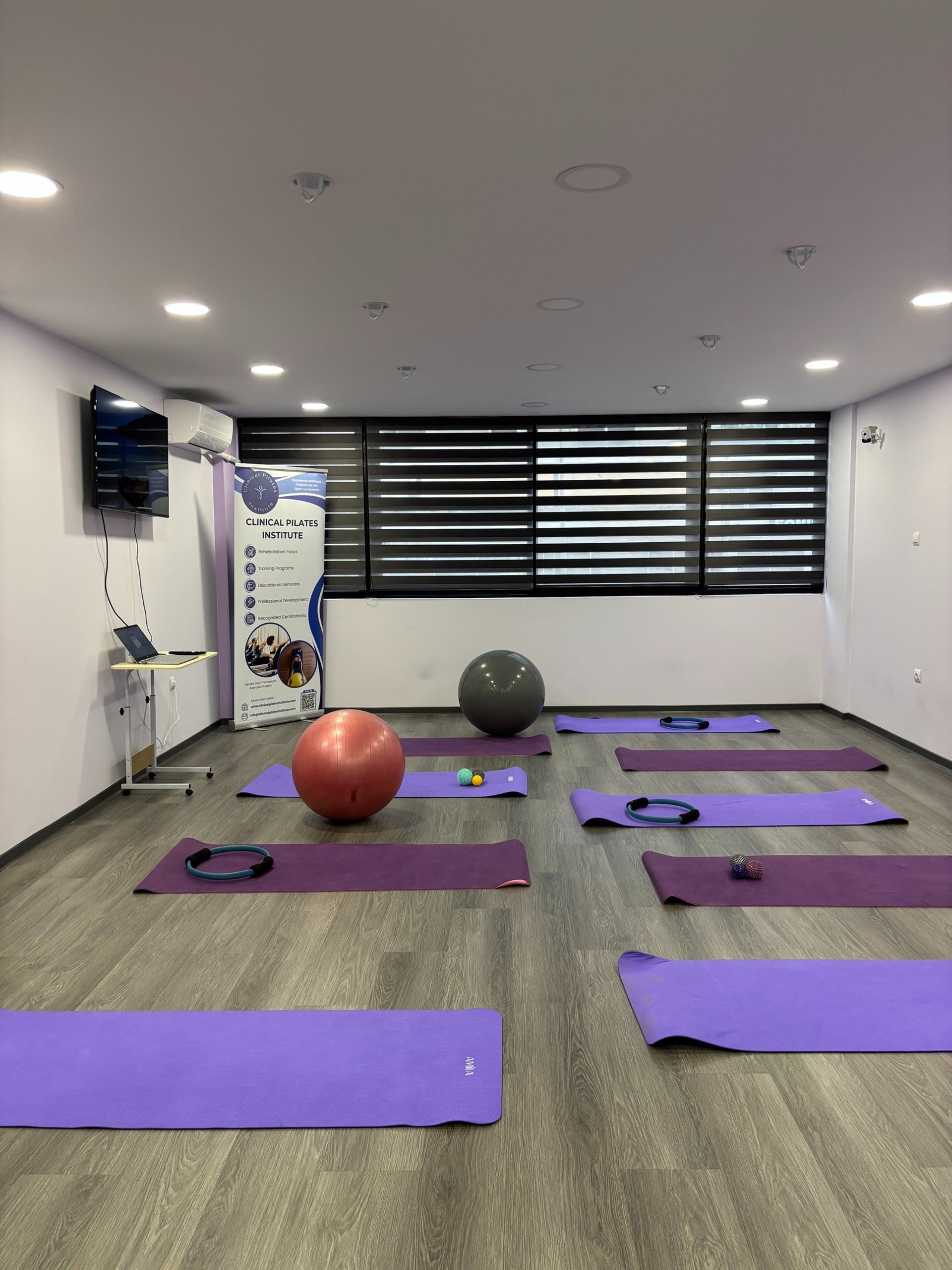 photo of empty room with projector screen