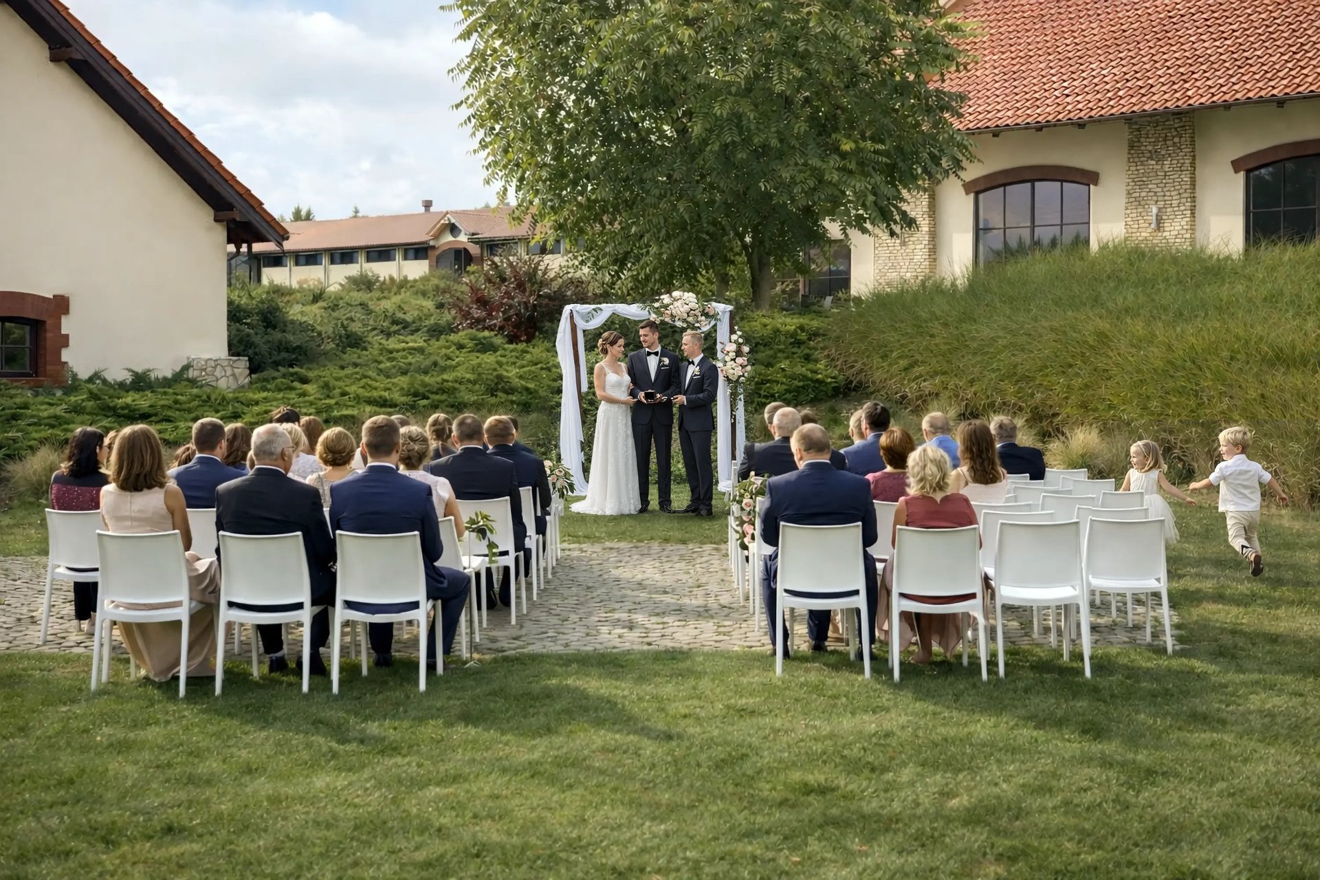 black and white bed linen
