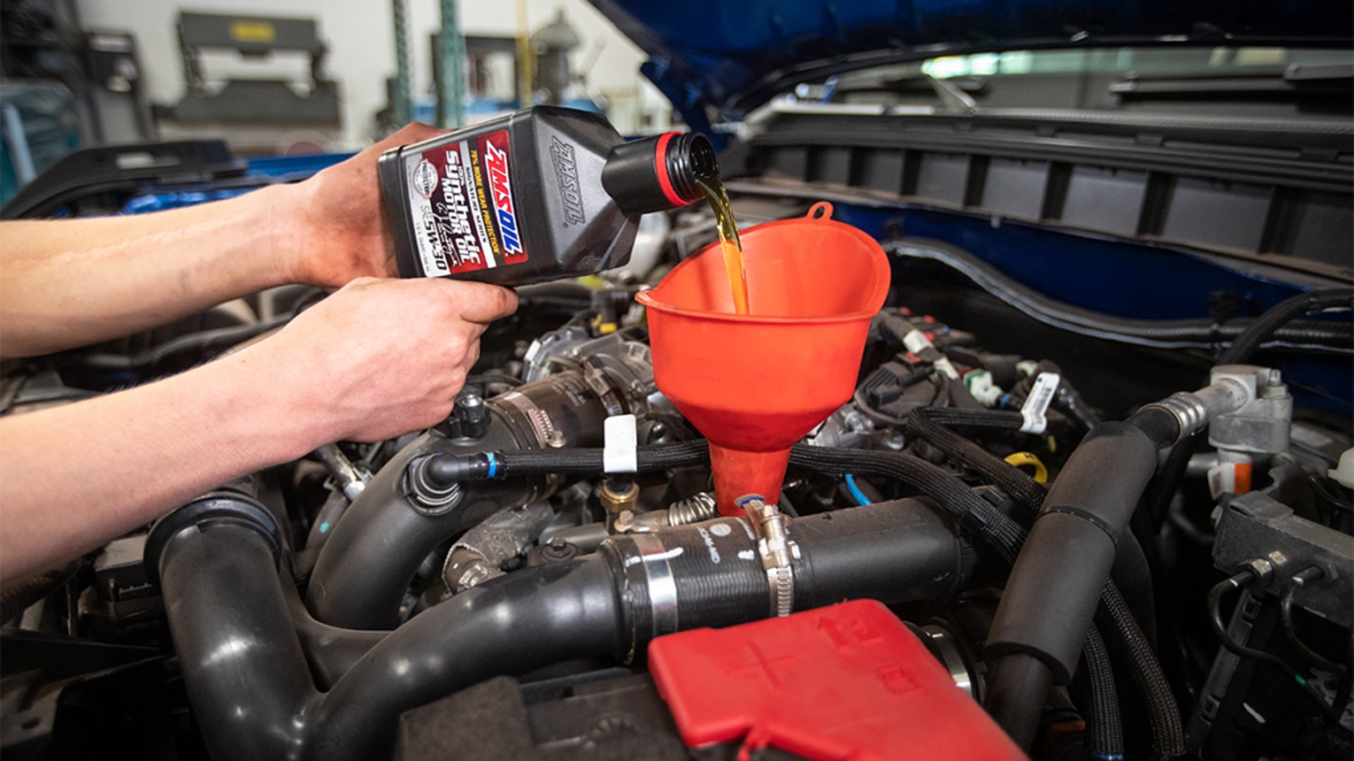 AMSOIL Motor Oil Change